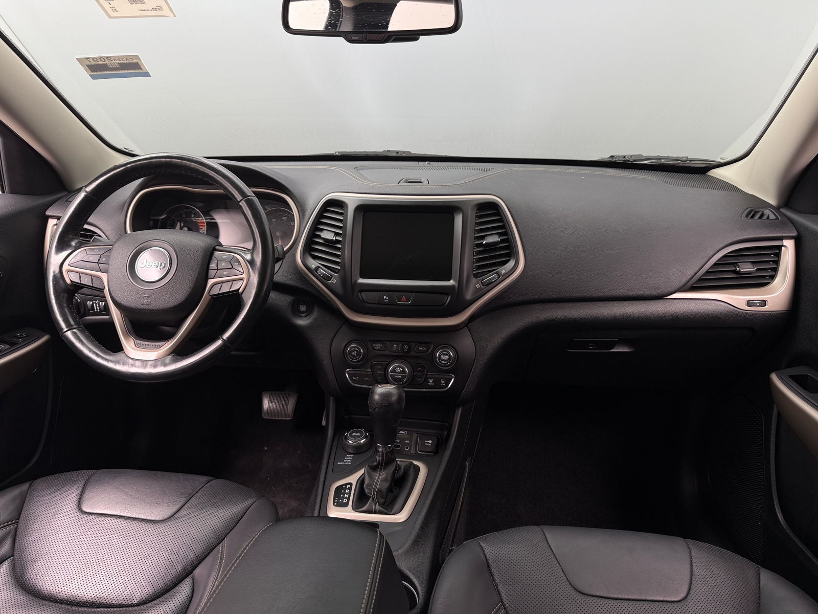 Thumbnail: 2018 Jeep Cherokee - 2
