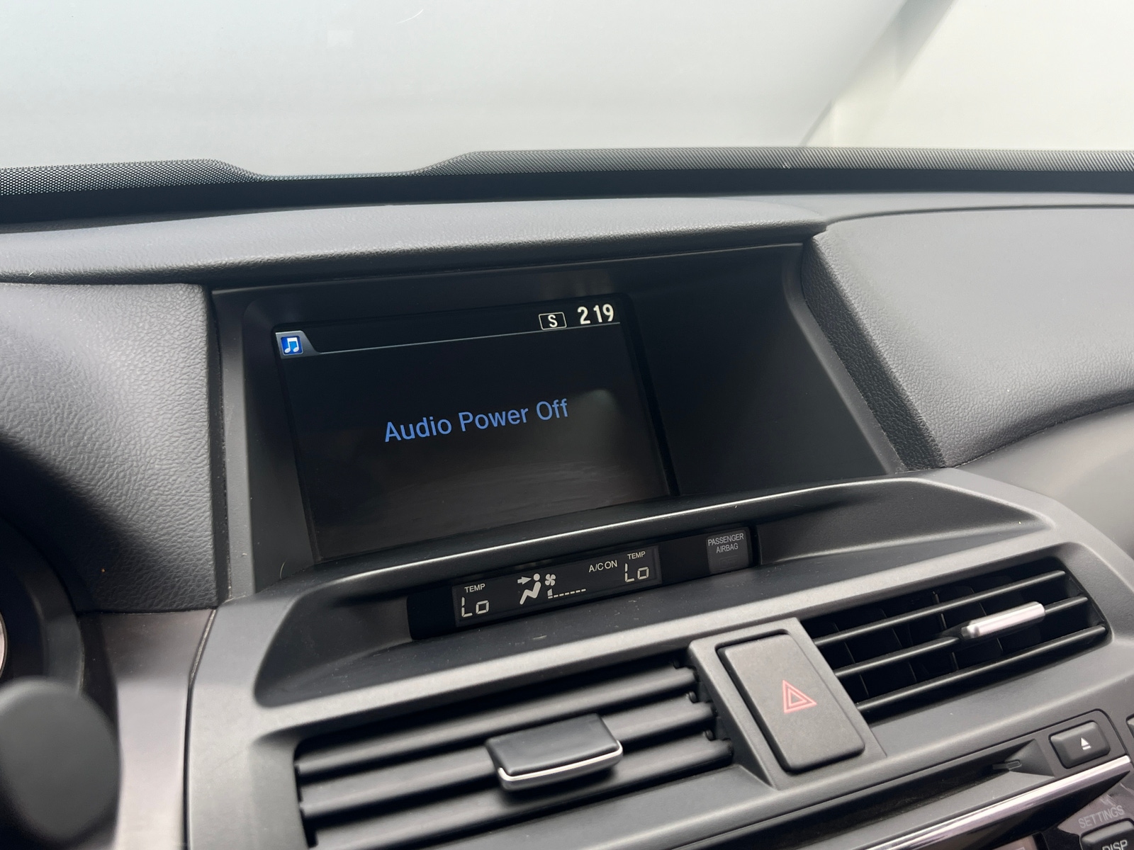 Thumbnail: 2015 Honda Crosstour - 3