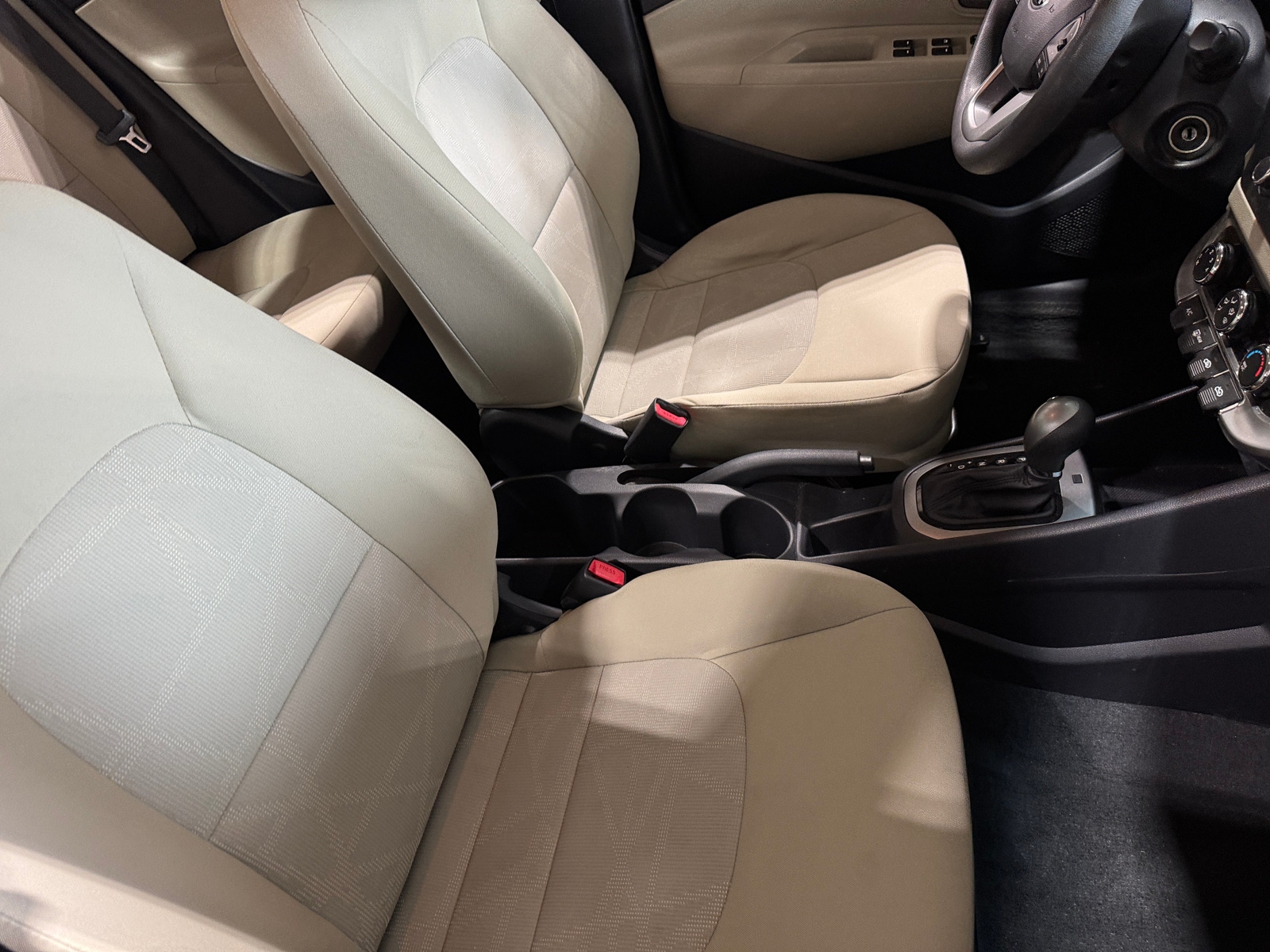 Thumbnail: 2013 Kia Rio - 2