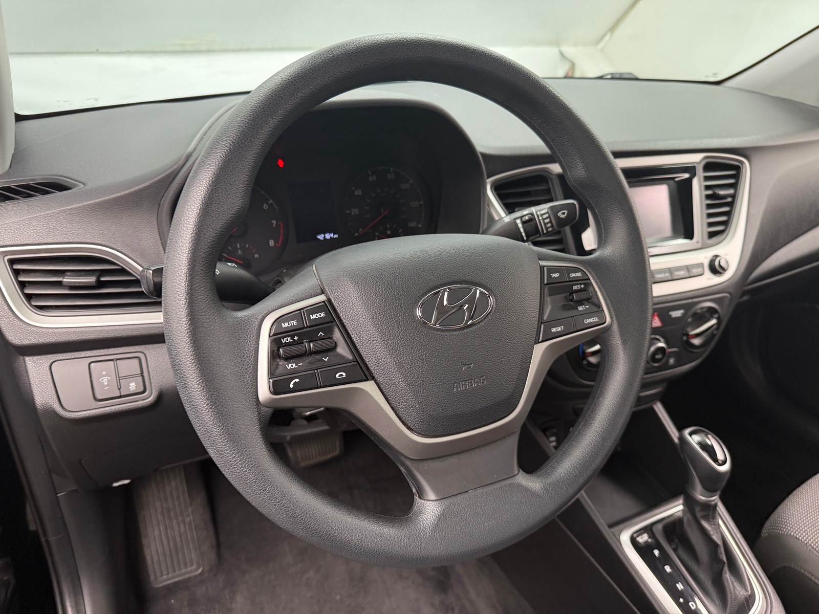 Thumbnail: 2021 Hyundai Accent - 5