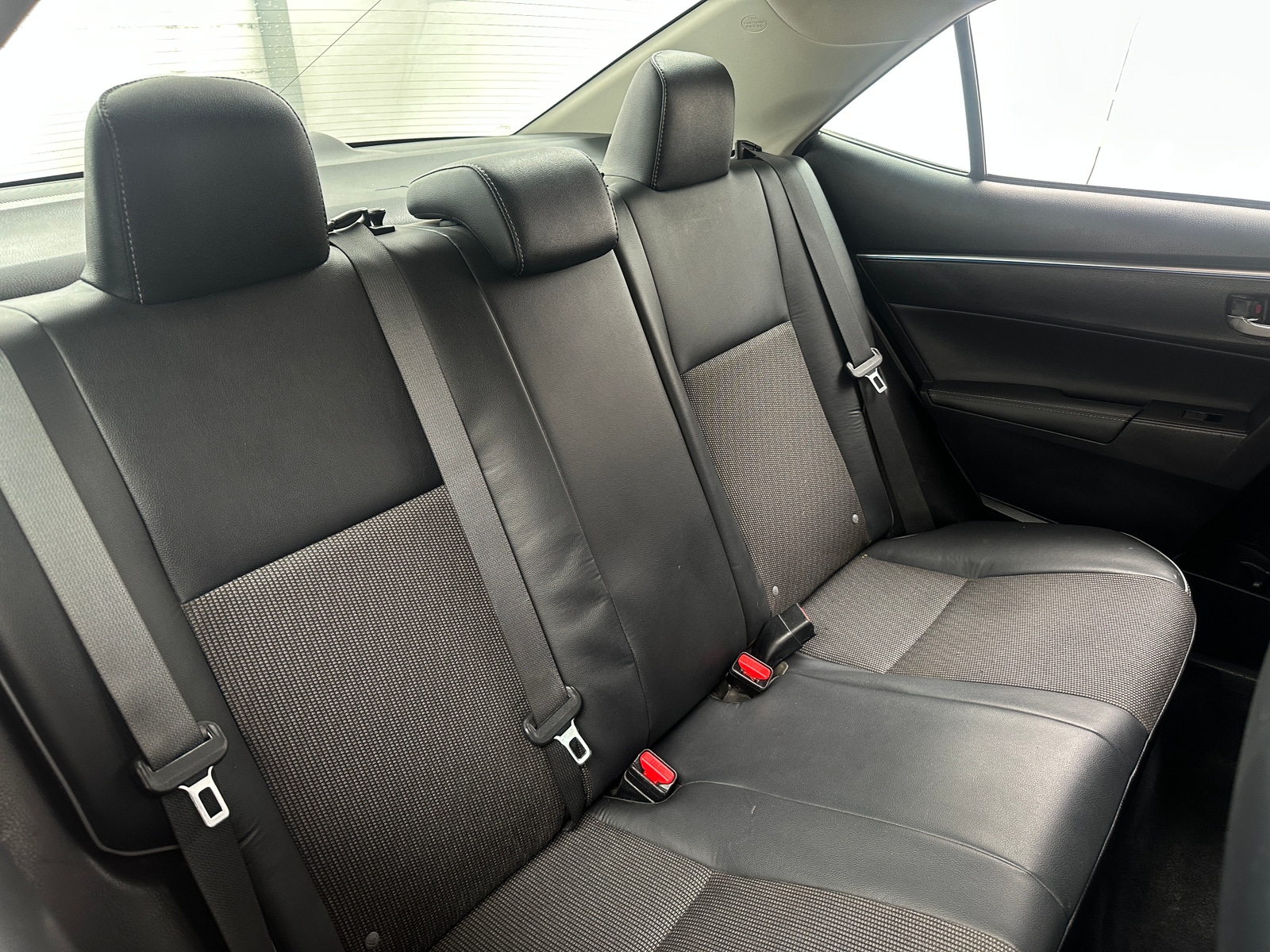 Thumbnail: 2014 Toyota Corolla - 6