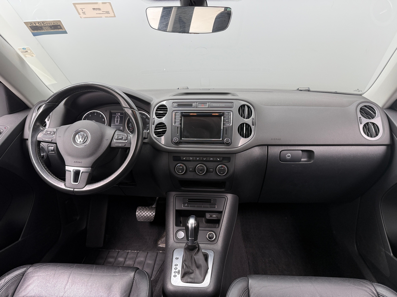 Thumbnail: 2017 Volkswagen Tiguan - 2