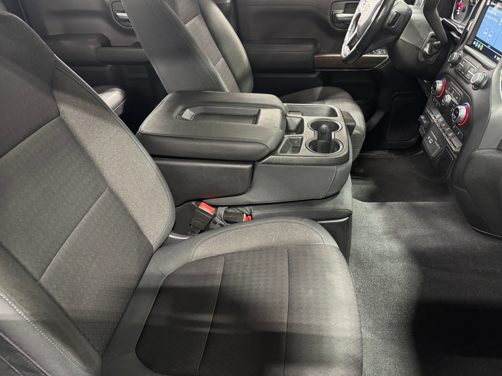 Thumbnail: 2019 Chevrolet Silverado 1500 - 2