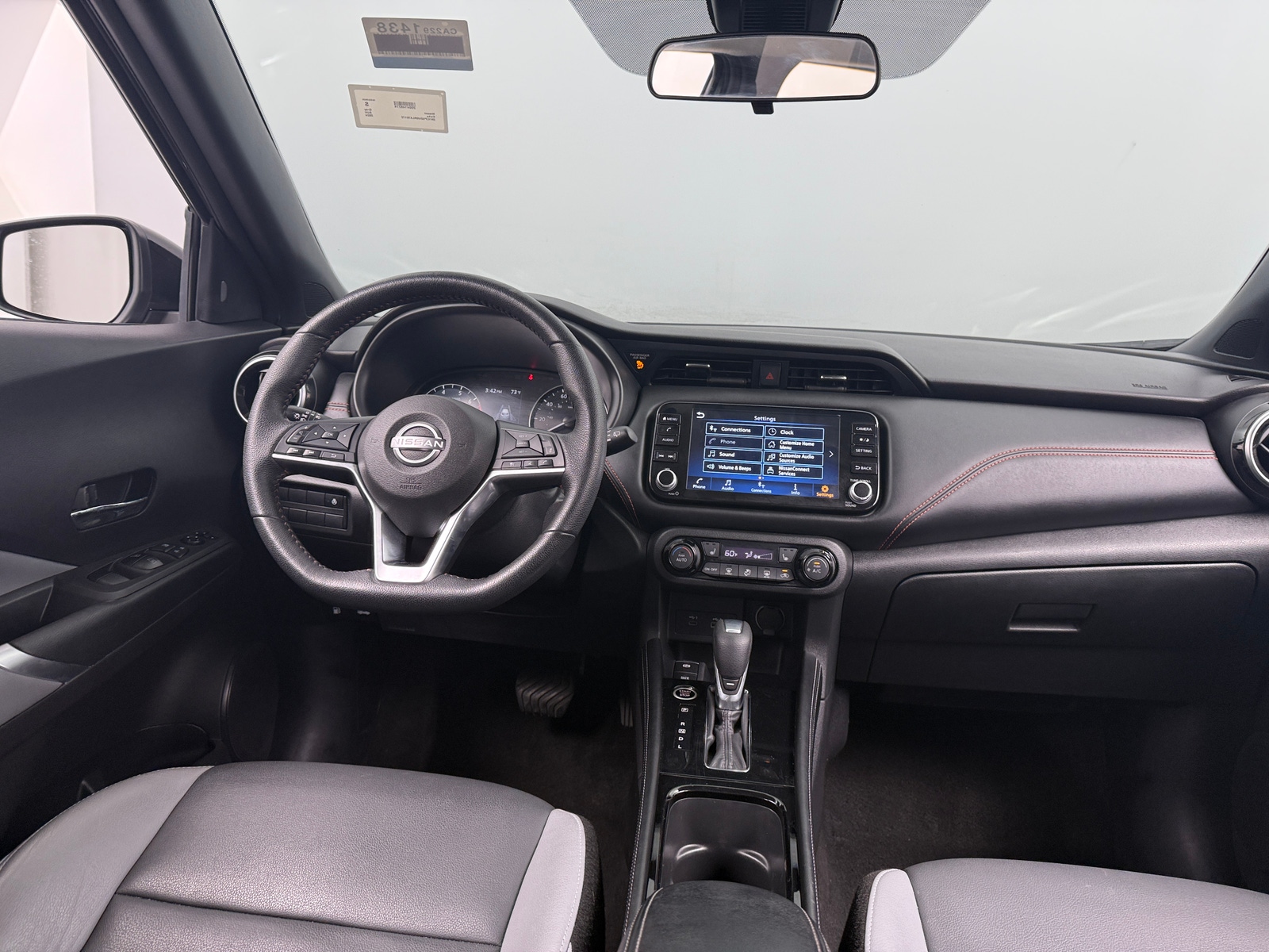 Thumbnail: 2024 Nissan Kicks - 3