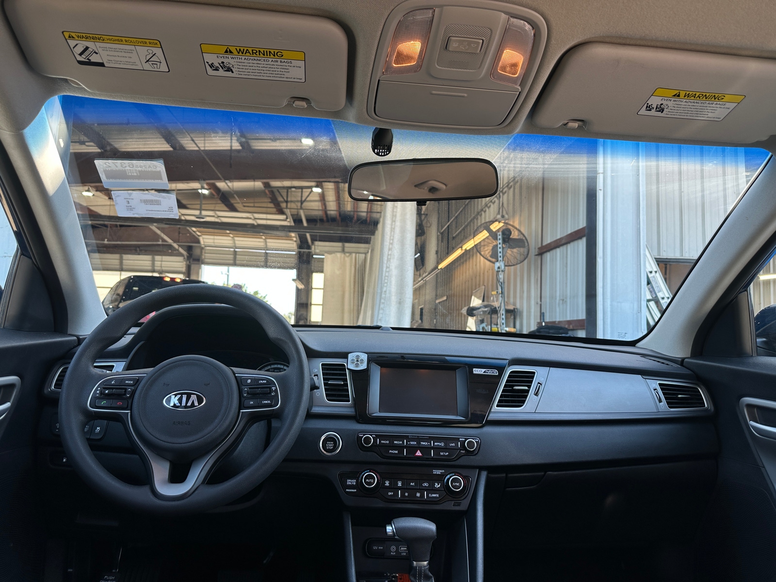 Thumbnail: 2019 Kia Niro - 3