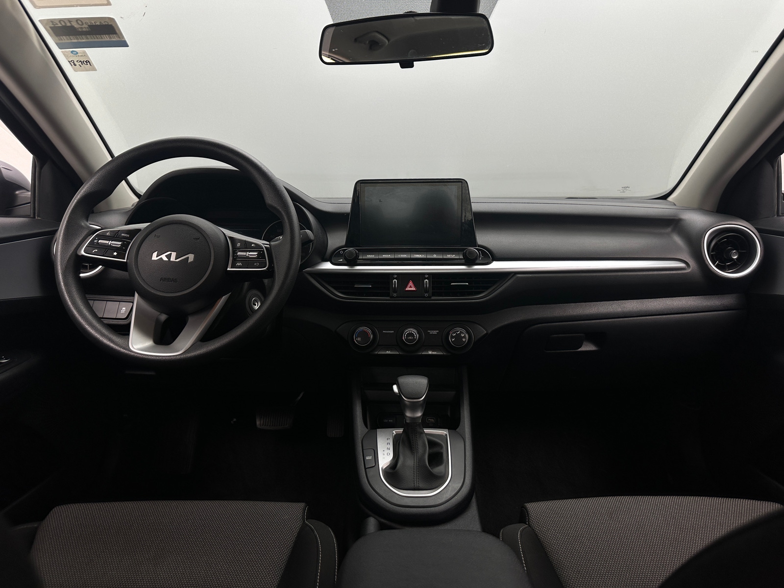 Thumbnail: 2024 Kia Forte - 3