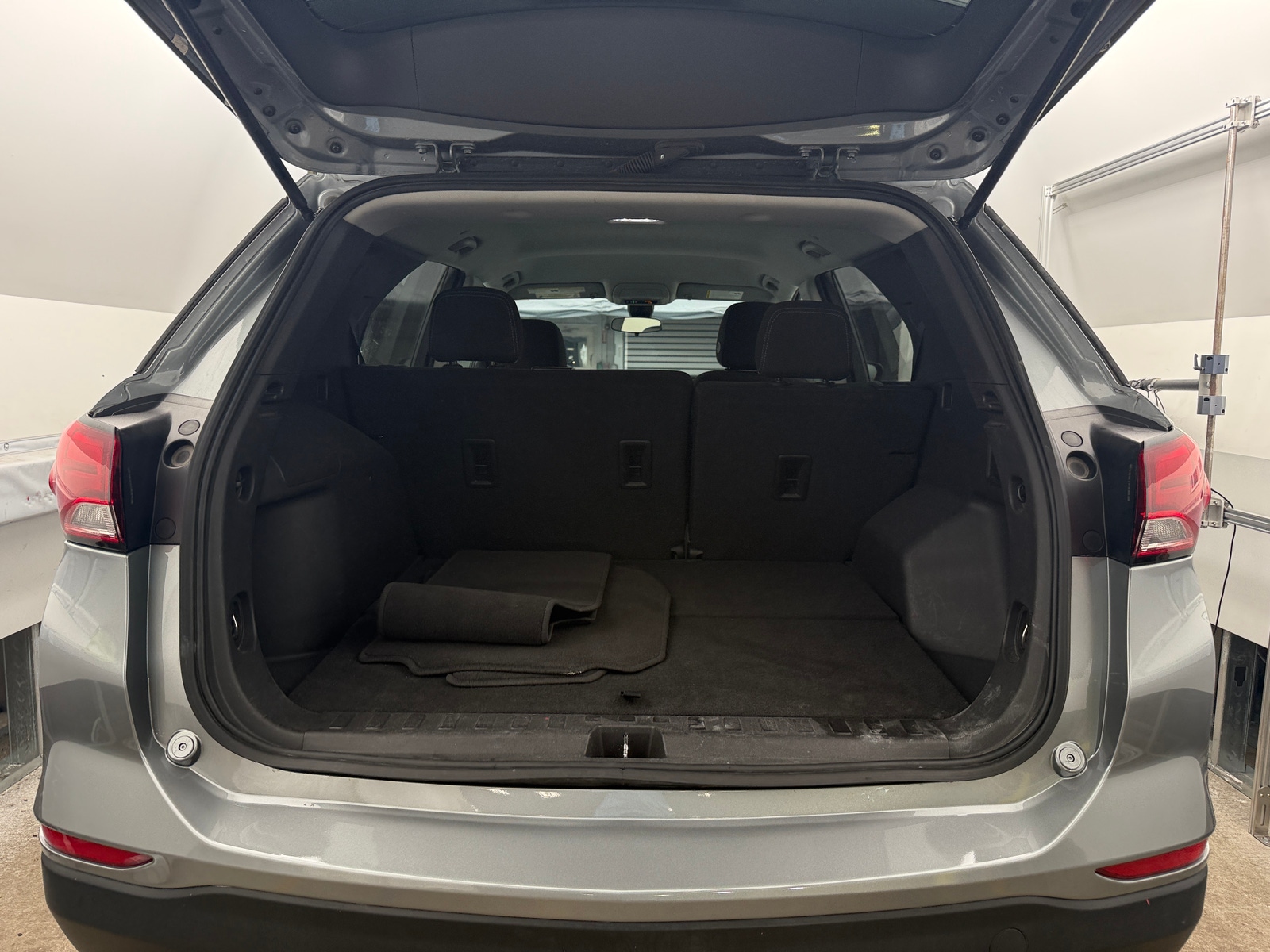 Thumbnail: 2023 Chevrolet Equinox - 7