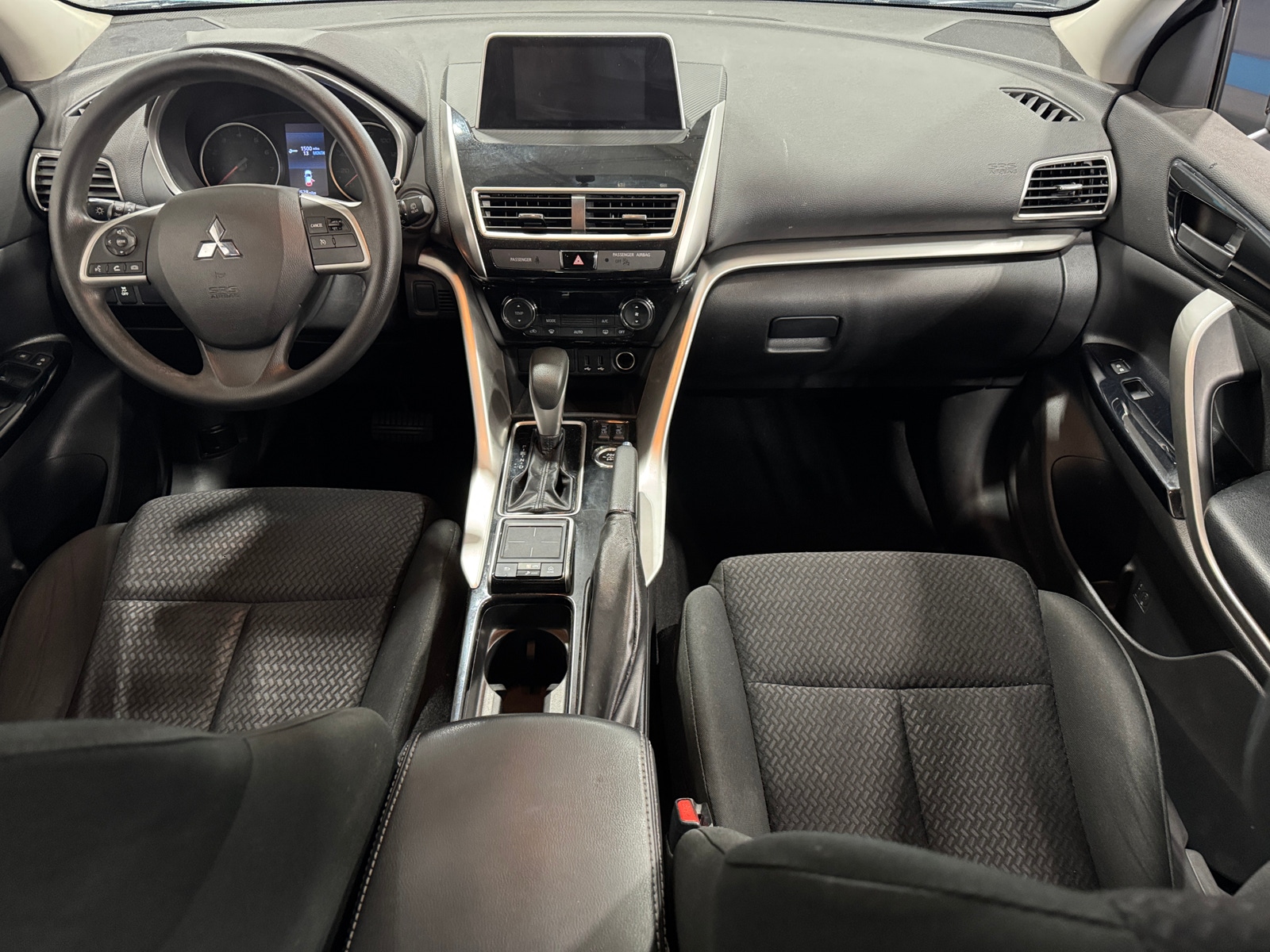 Thumbnail: 2020 Mitsubishi Eclipse Cross - 3