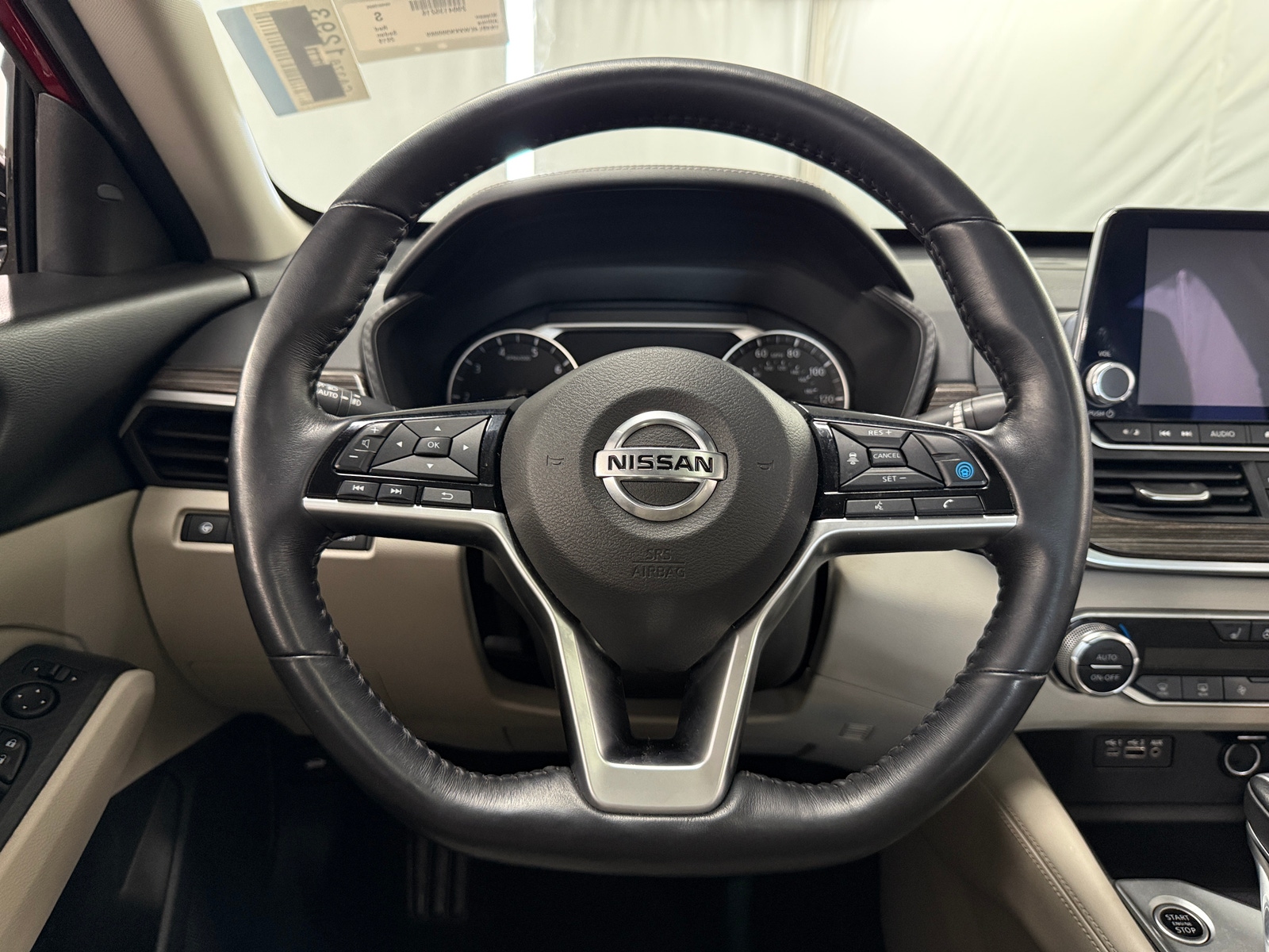 Thumbnail: 2019 Nissan Altima - 4