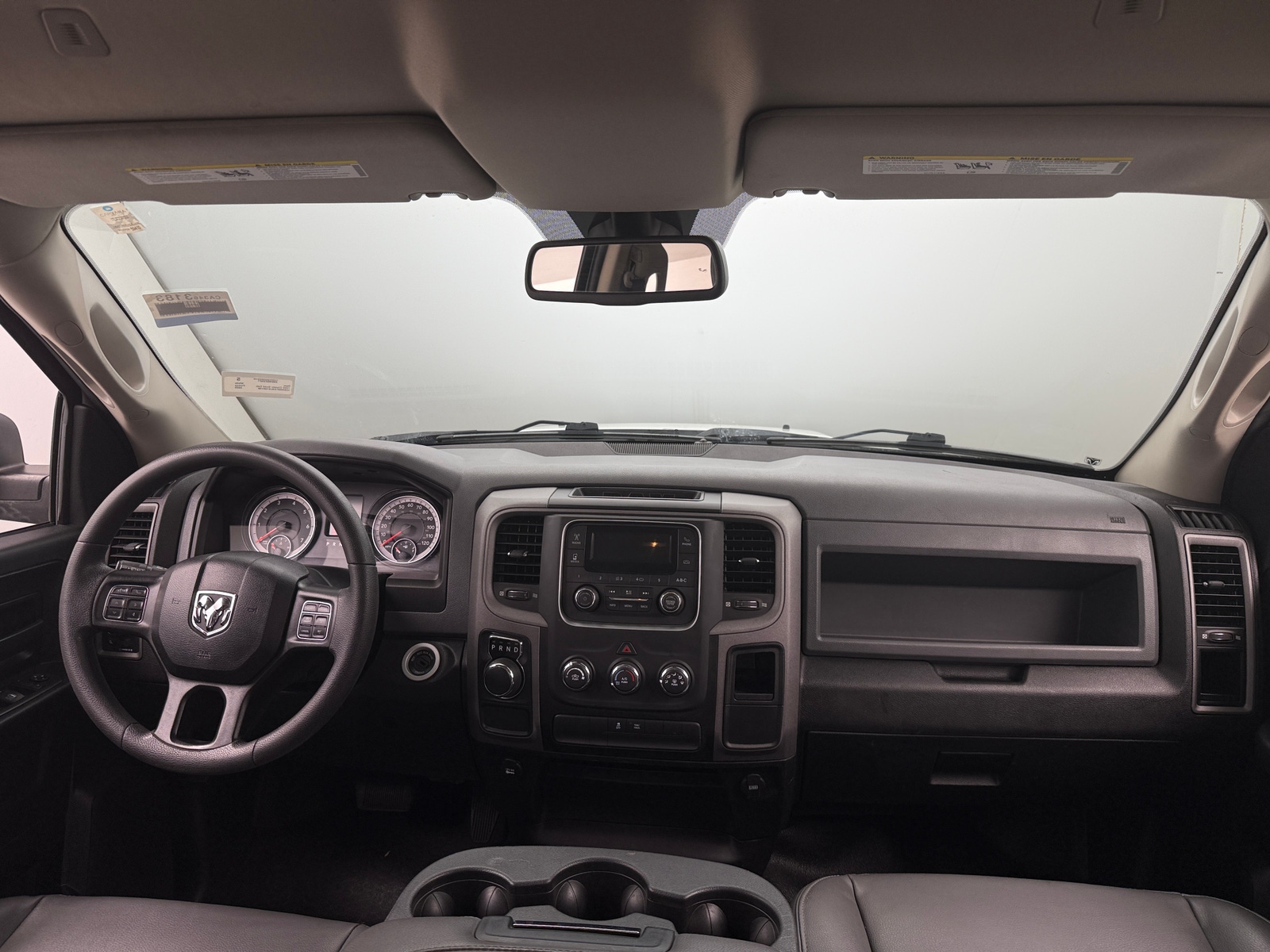 Thumbnail: 2020 RAM 1500 Classic - 3