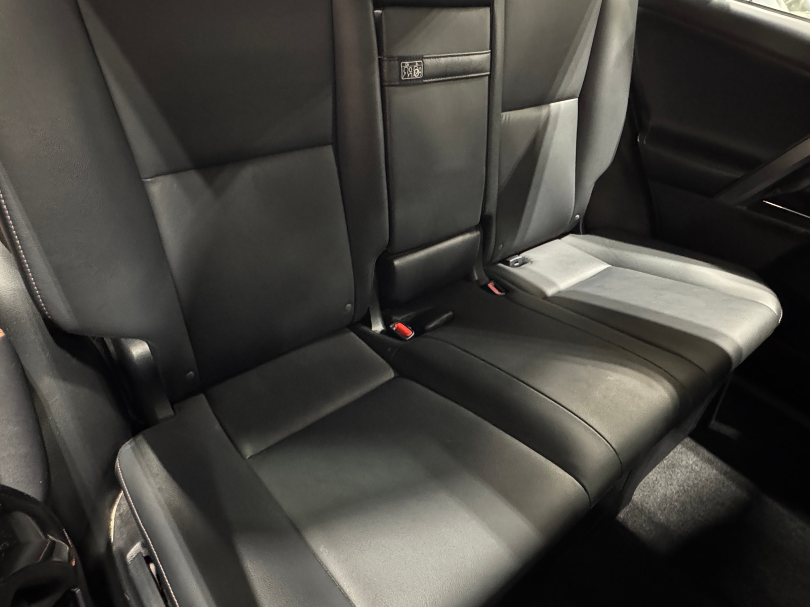 Thumbnail: 2017 Toyota RAV4 - 5