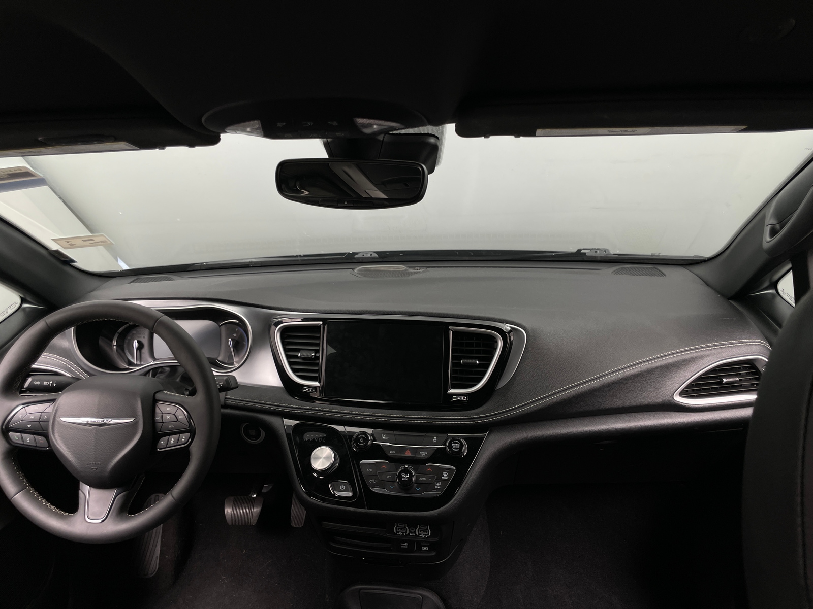 Thumbnail: 2022 Chrysler Pacifica - 2