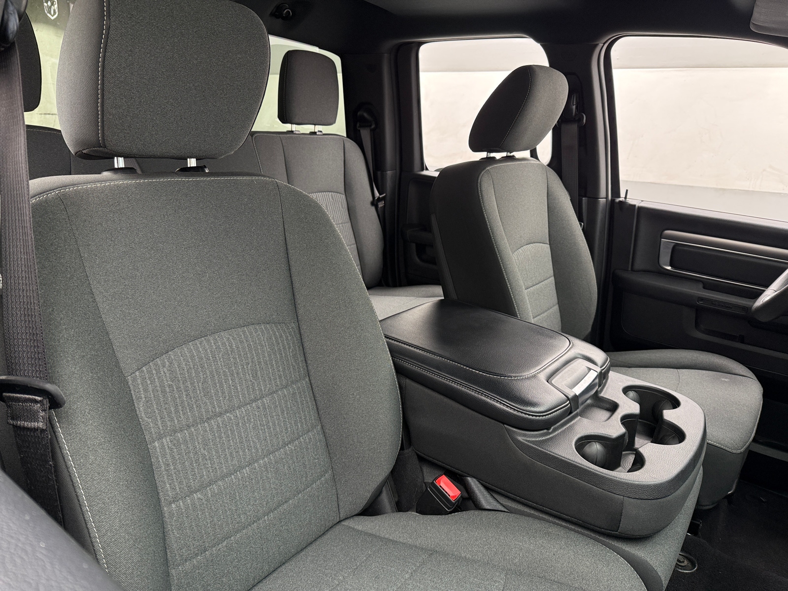 Thumbnail: 2021 RAM 1500 Classic - 2