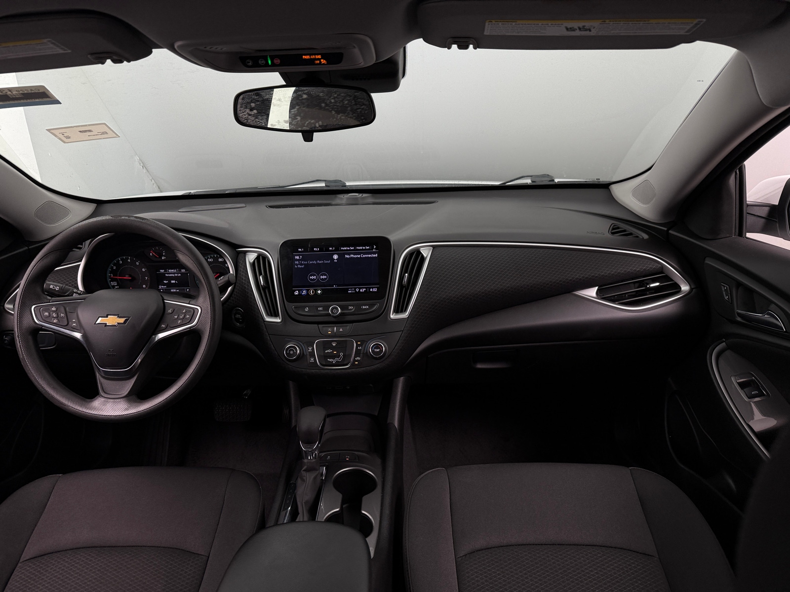 Thumbnail: 2024 Chevrolet Malibu - 3