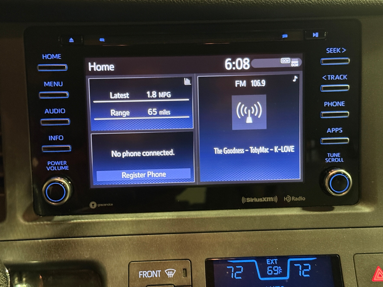 Thumbnail: 2018 Toyota Sienna - 3