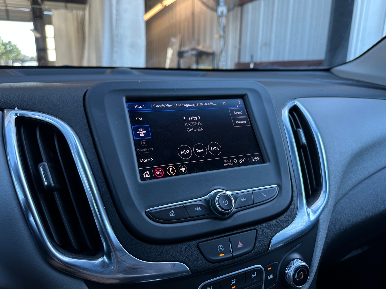 Thumbnail: 2024 Chevrolet Equinox - 4