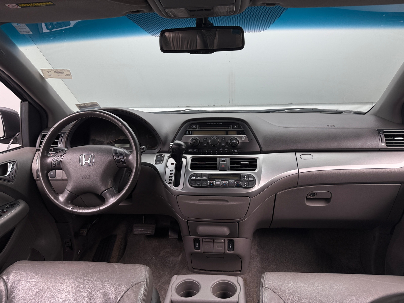 Thumbnail: 2010 Honda Odyssey - 2