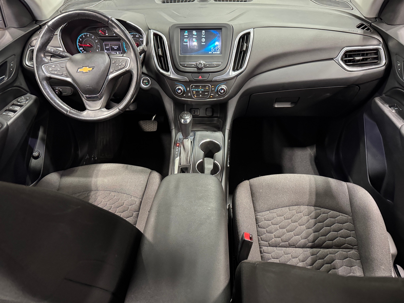 Thumbnail: 2018 Chevrolet Equinox - 3