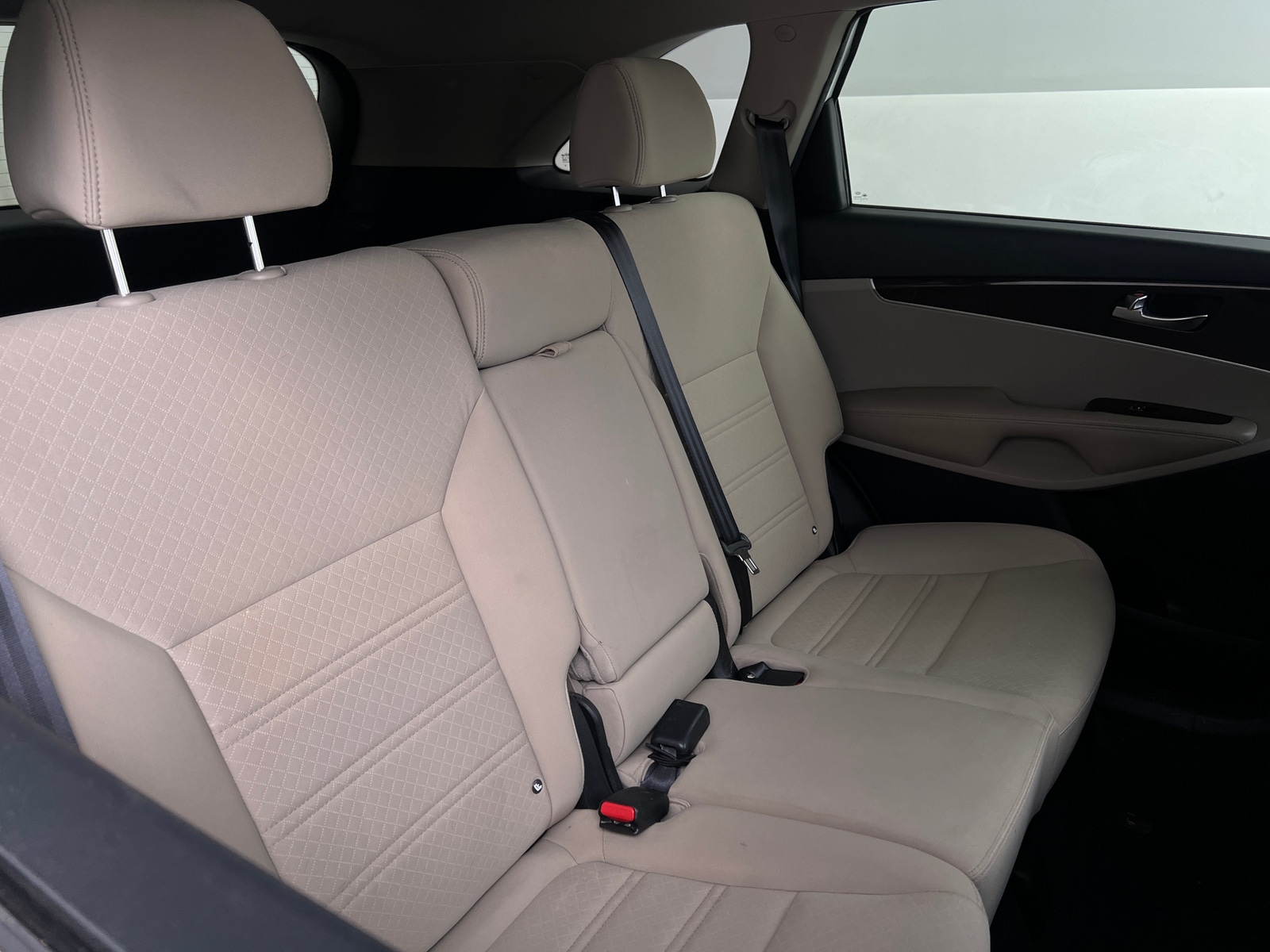 Thumbnail: 2016 Kia Sorento - 6