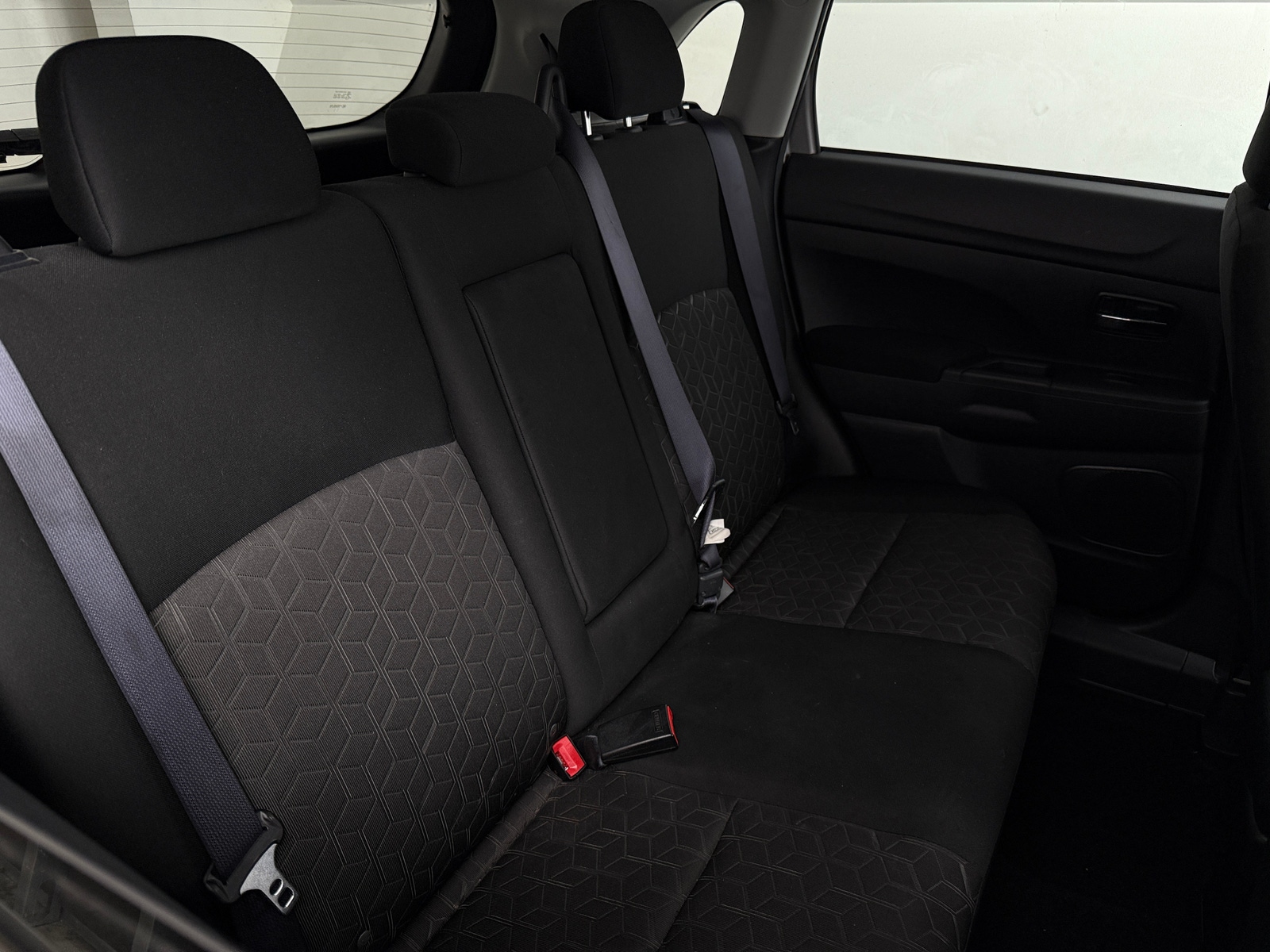 Thumbnail: 2024 Mitsubishi Outlander Sport - 6