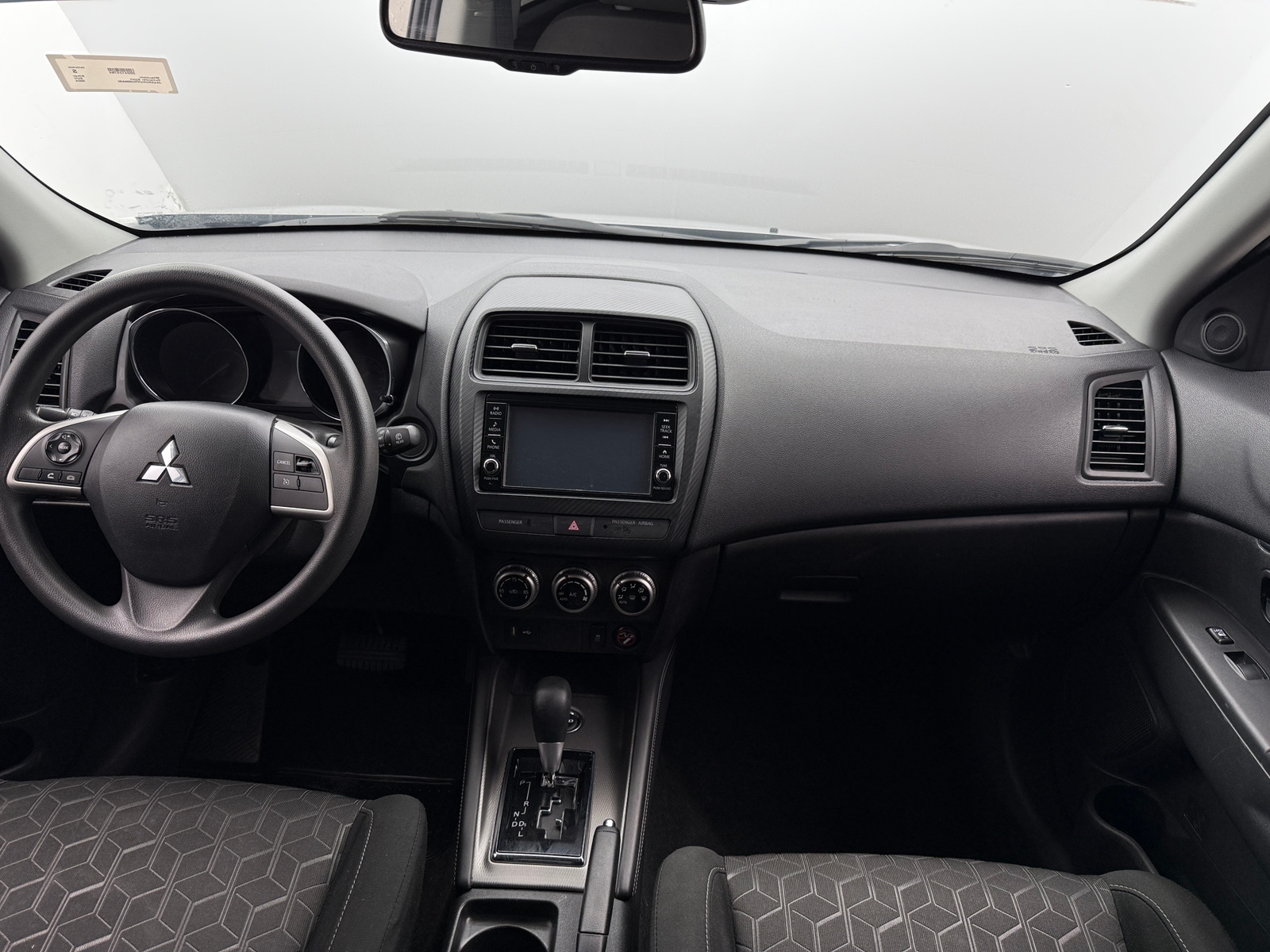 Thumbnail: 2024 Mitsubishi Outlander Sport - 3