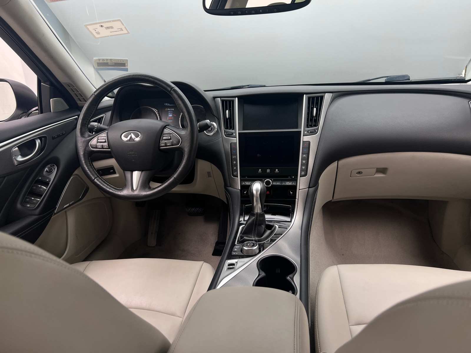 Thumbnail: 2017 INFINITI Q50 - 2