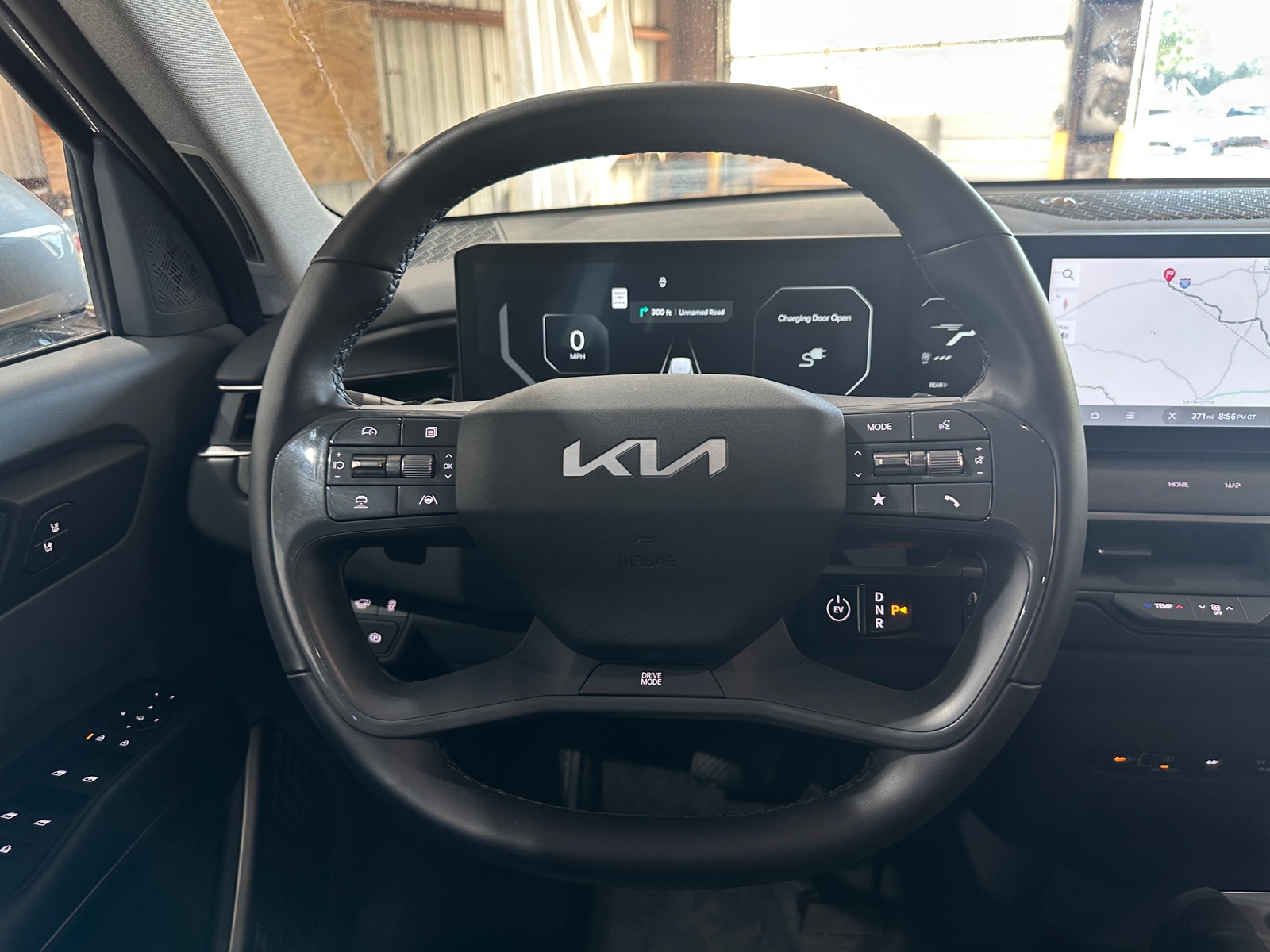 Thumbnail: 2024 Kia EV9 - 5