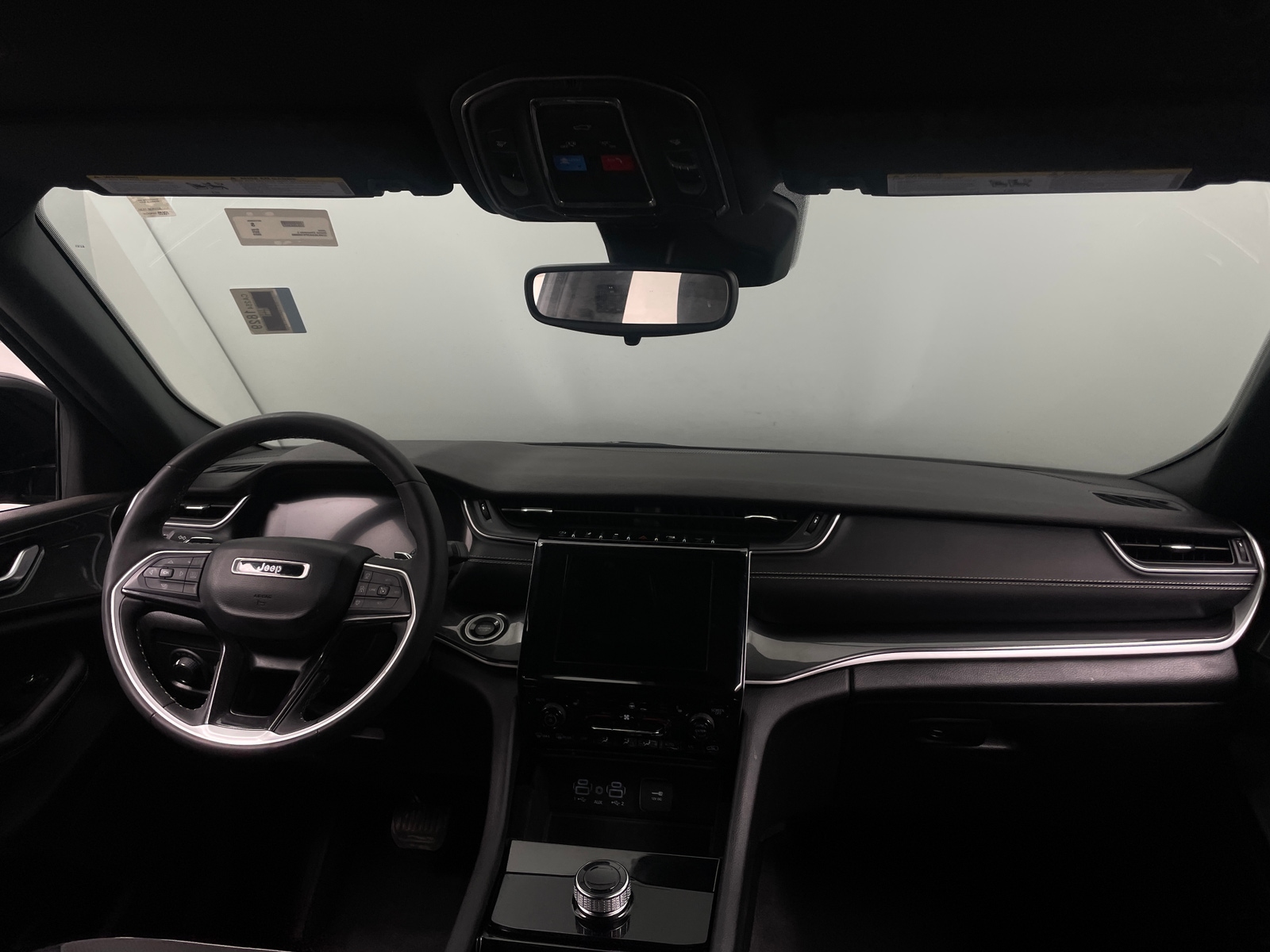 Thumbnail: 2023 Jeep Grand Cherokee L - 2