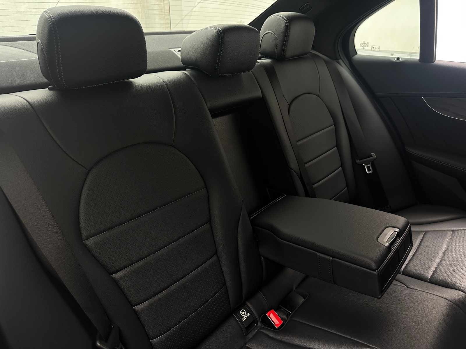 Thumbnail: 2015 Mercedes-Benz C-Class - 5