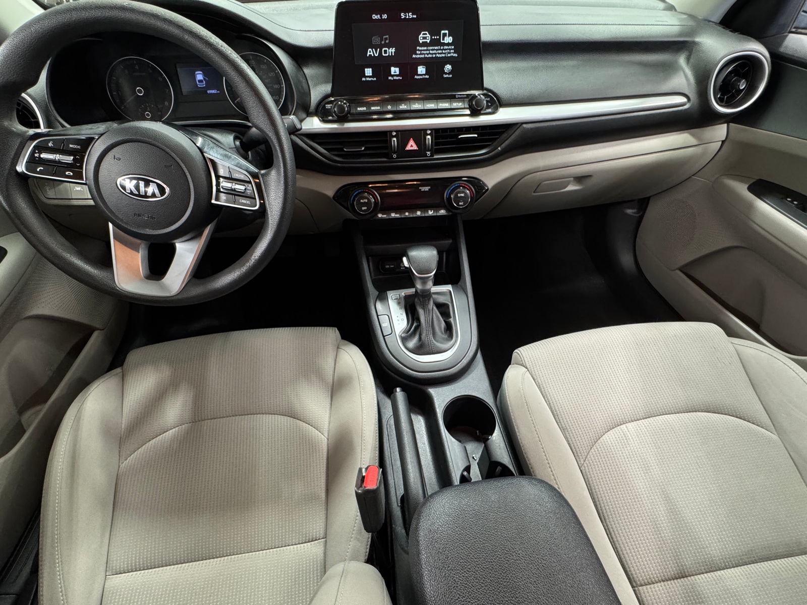 Thumbnail: 2019 Kia Forte - 3