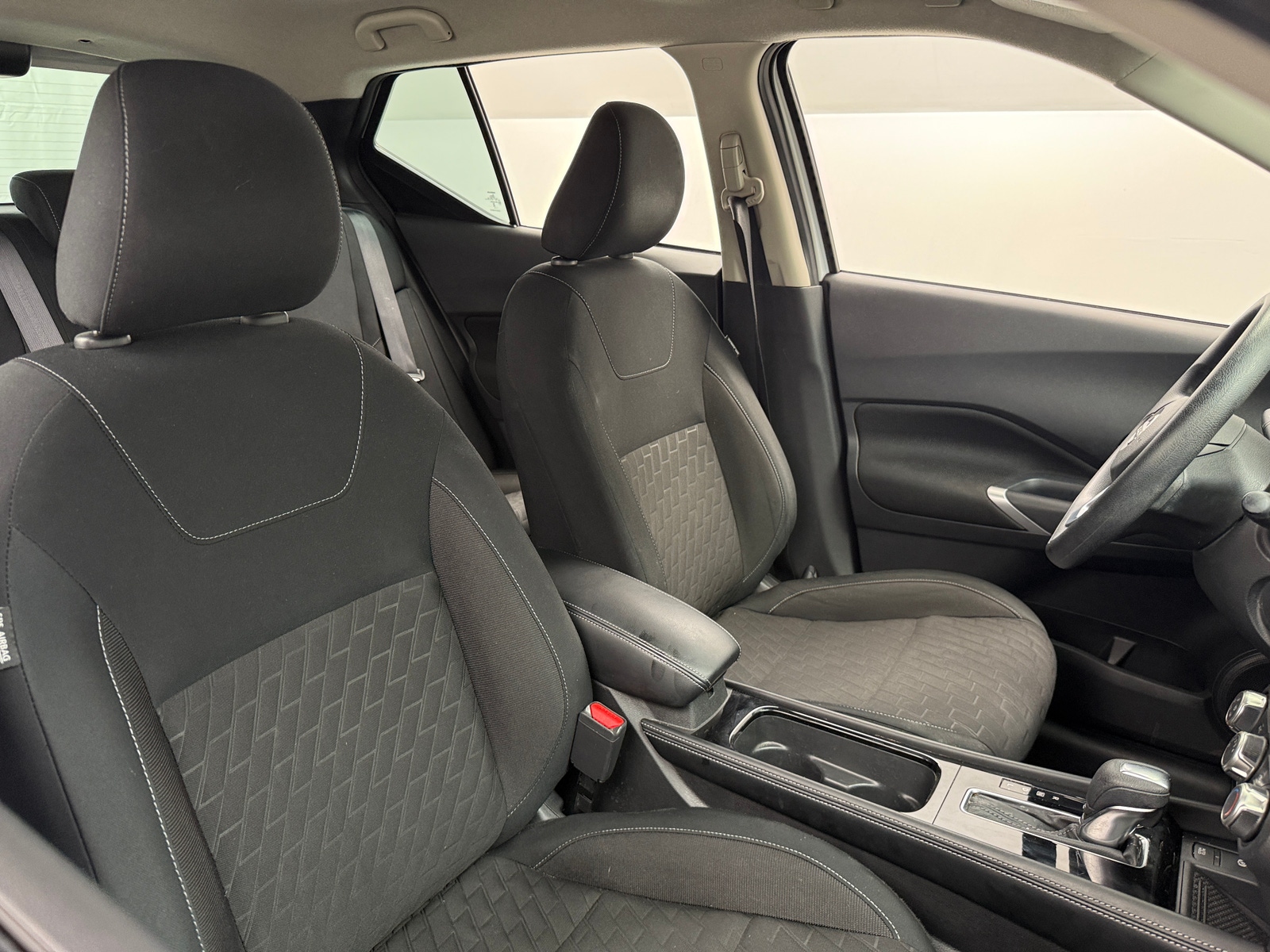 Thumbnail: 2023 Nissan Kicks - 2