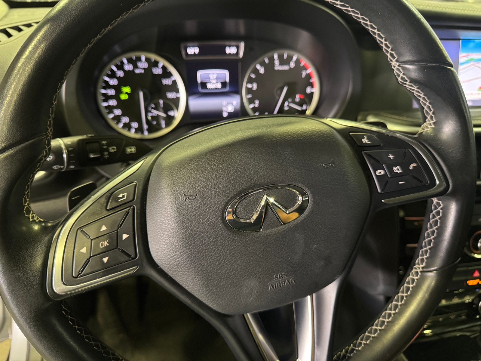 Thumbnail: 2019 INFINITI QX30 - 4