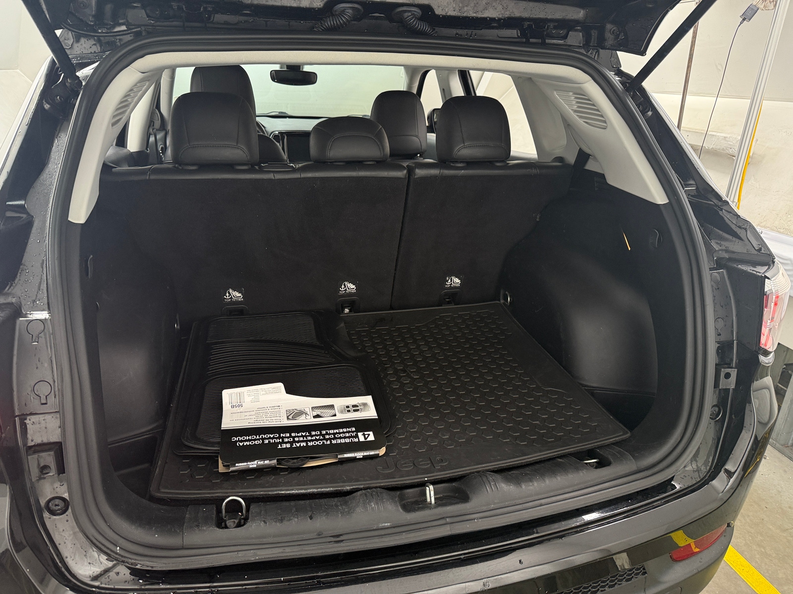 Thumbnail: 2018 Jeep Compass - 6