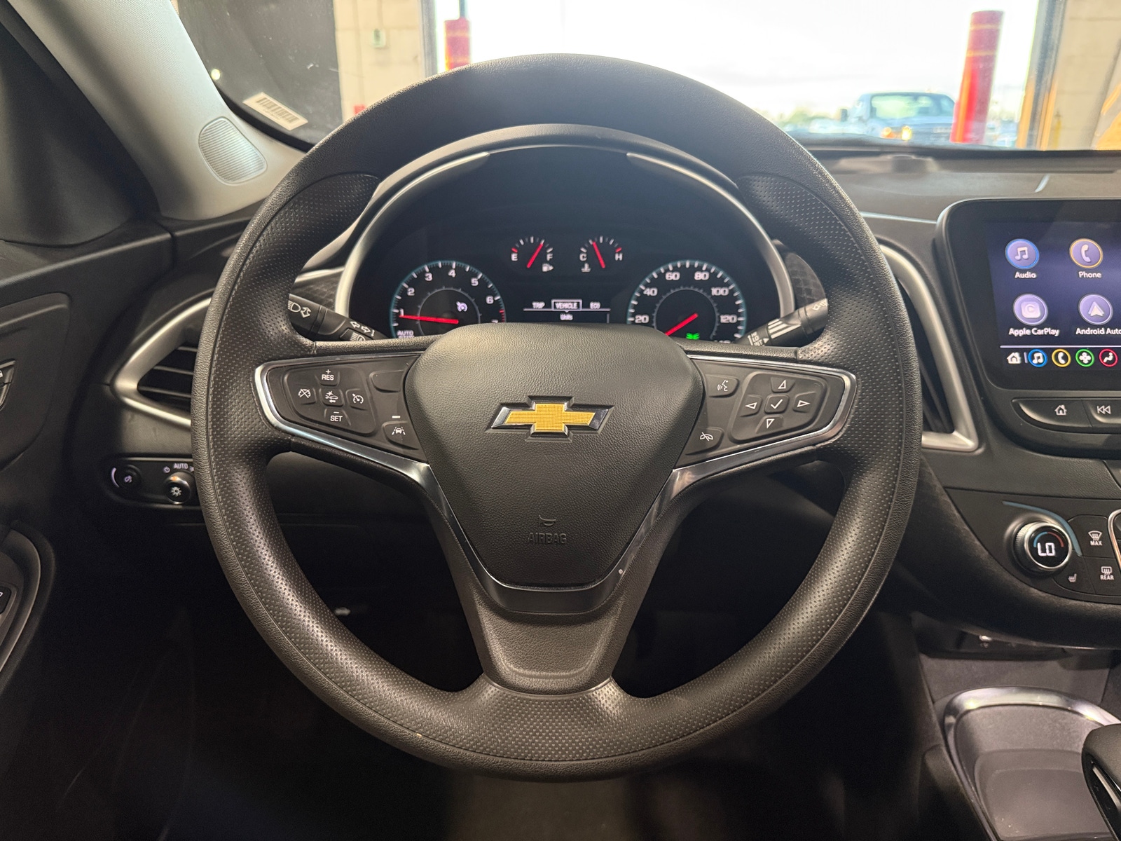 Thumbnail: 2024 Chevrolet Malibu - 5