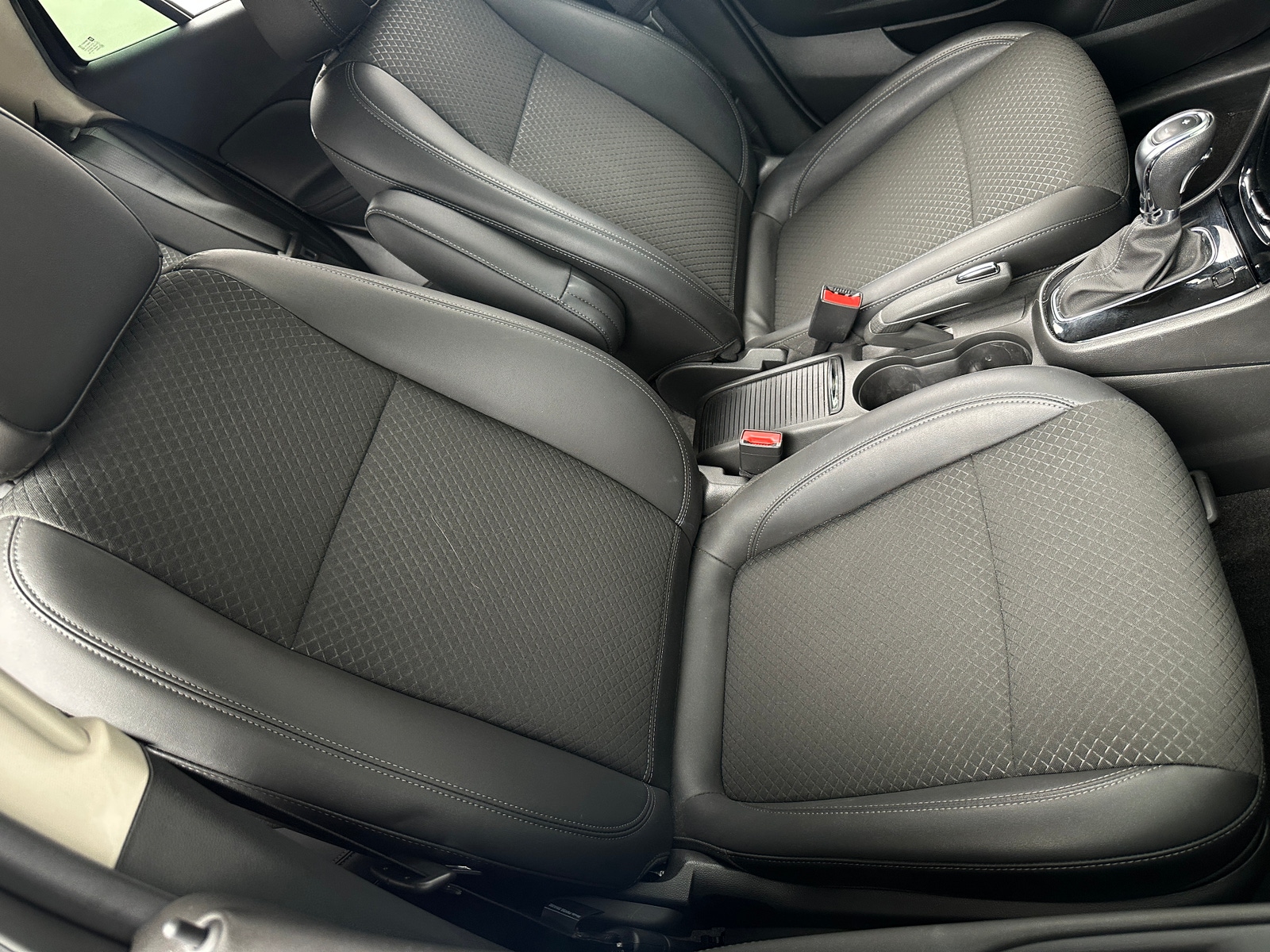Thumbnail: 2022 Buick Encore - 2