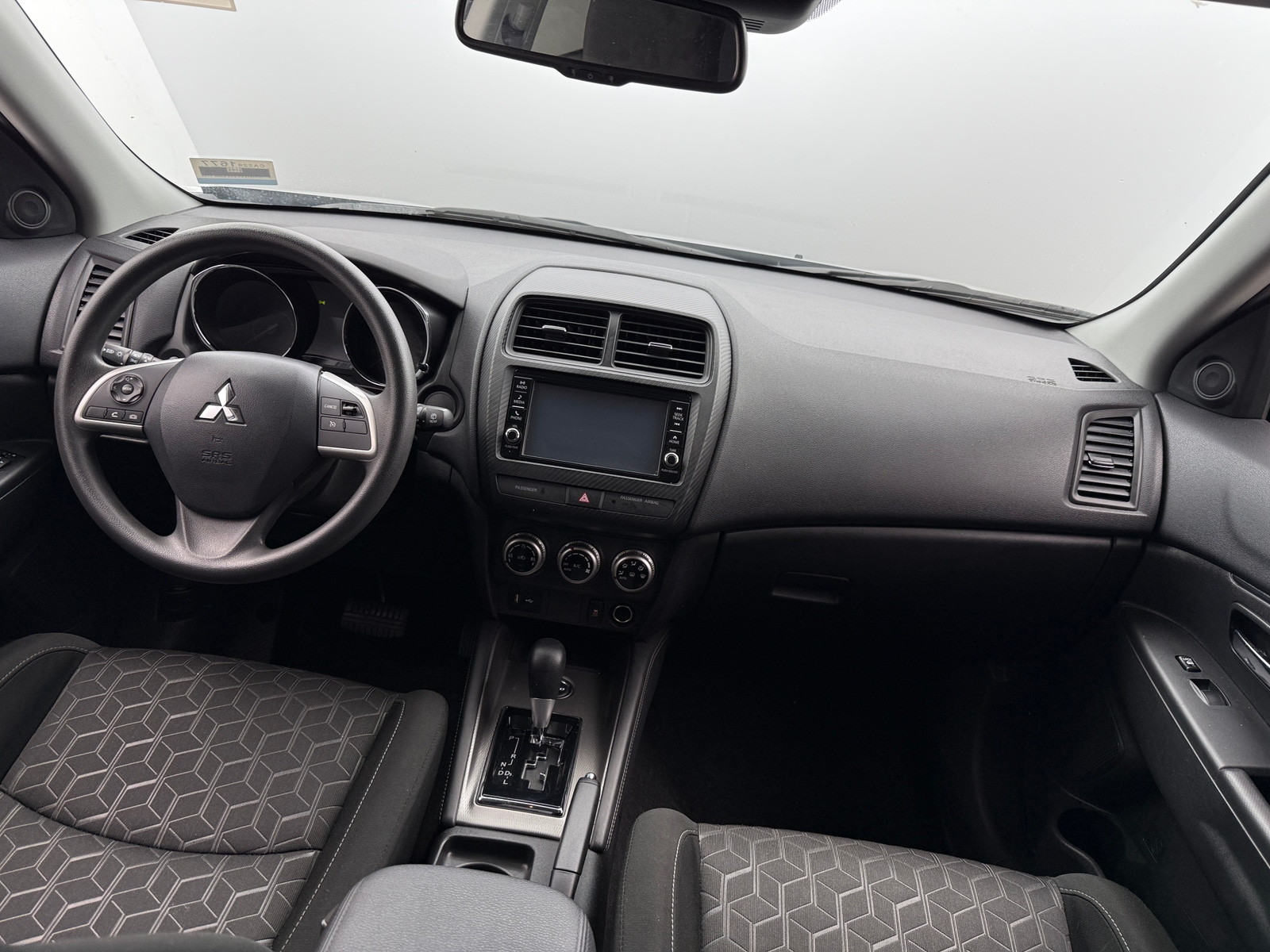 Thumbnail: 2024 Mitsubishi Outlander Sport - 3