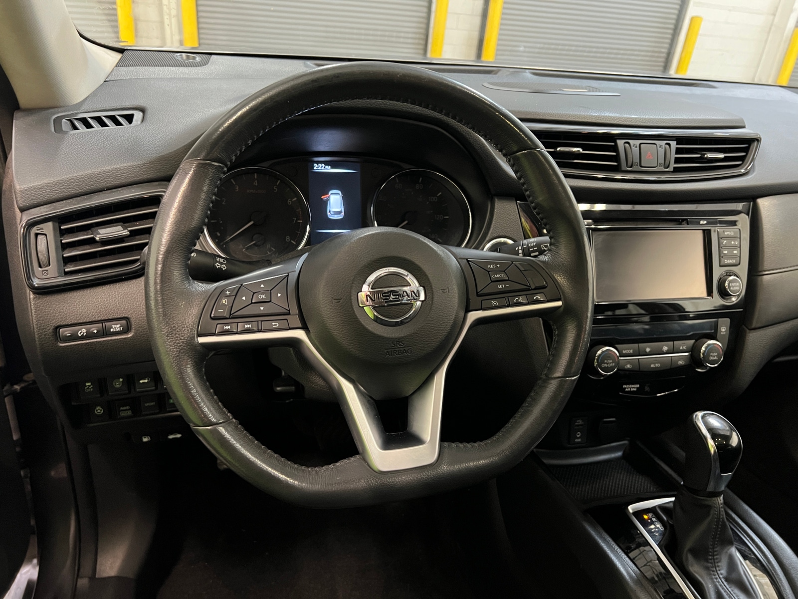 Thumbnail: 2017 Nissan Rogue - 5