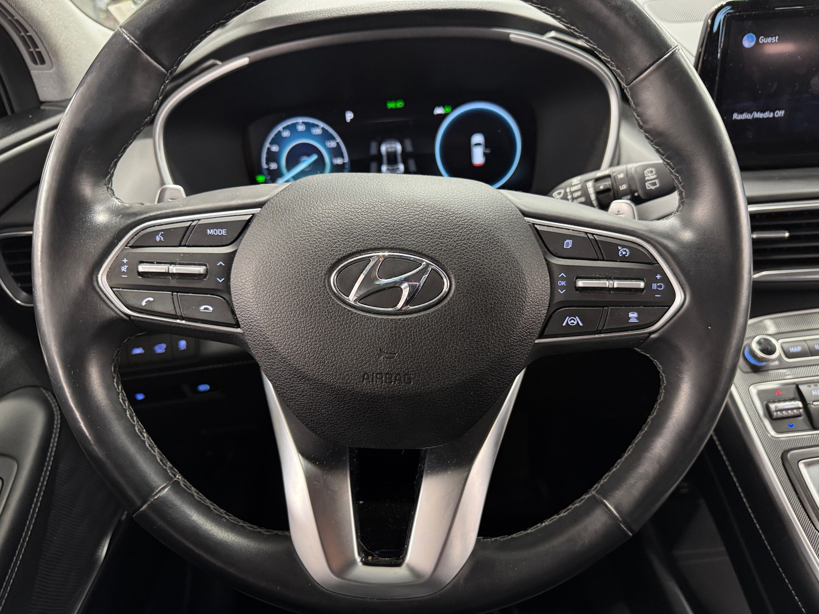Thumbnail: 2022 Hyundai Santa Fe - 4
