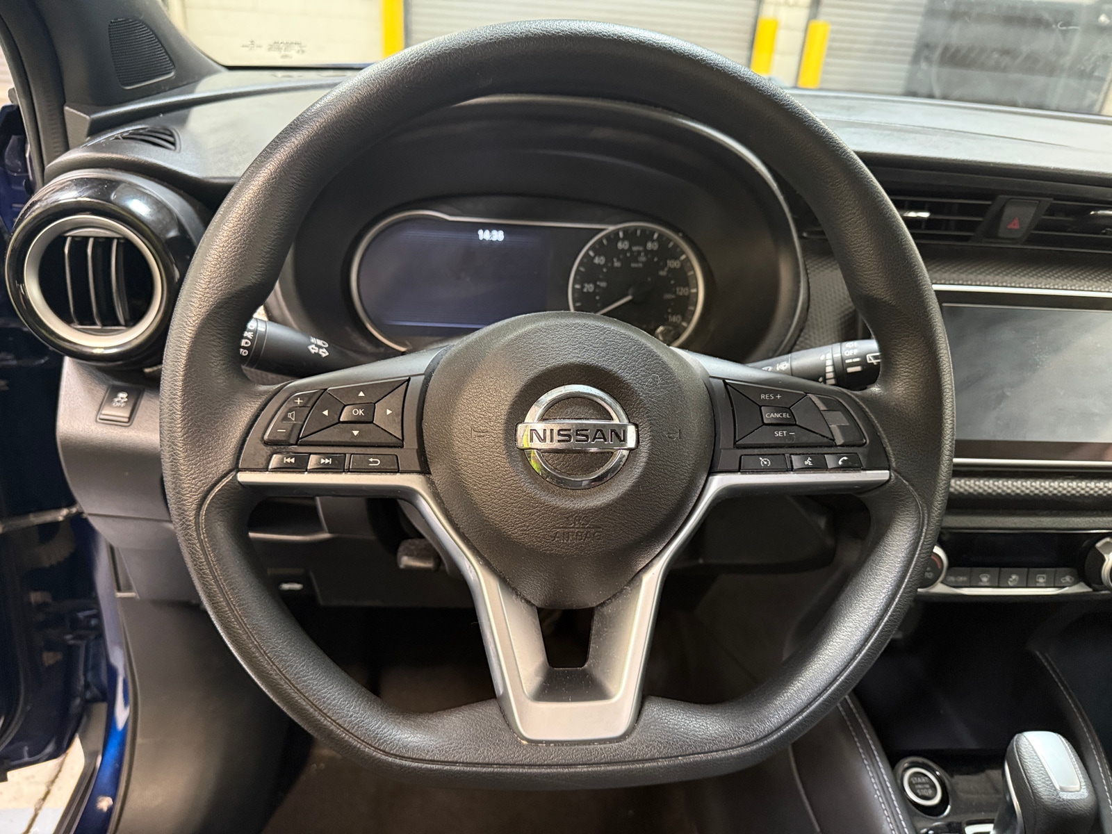 Thumbnail: 2018 Nissan Kicks - 5
