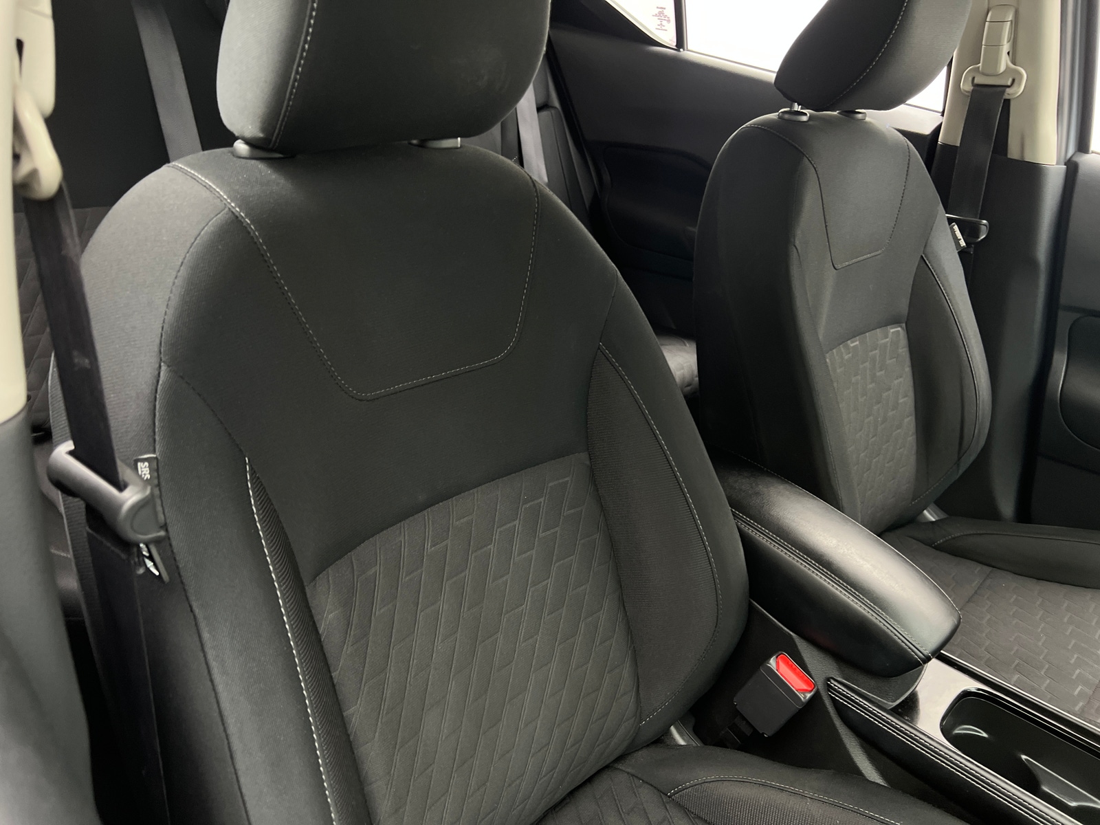 Thumbnail: 2023 Nissan Kicks - 2
