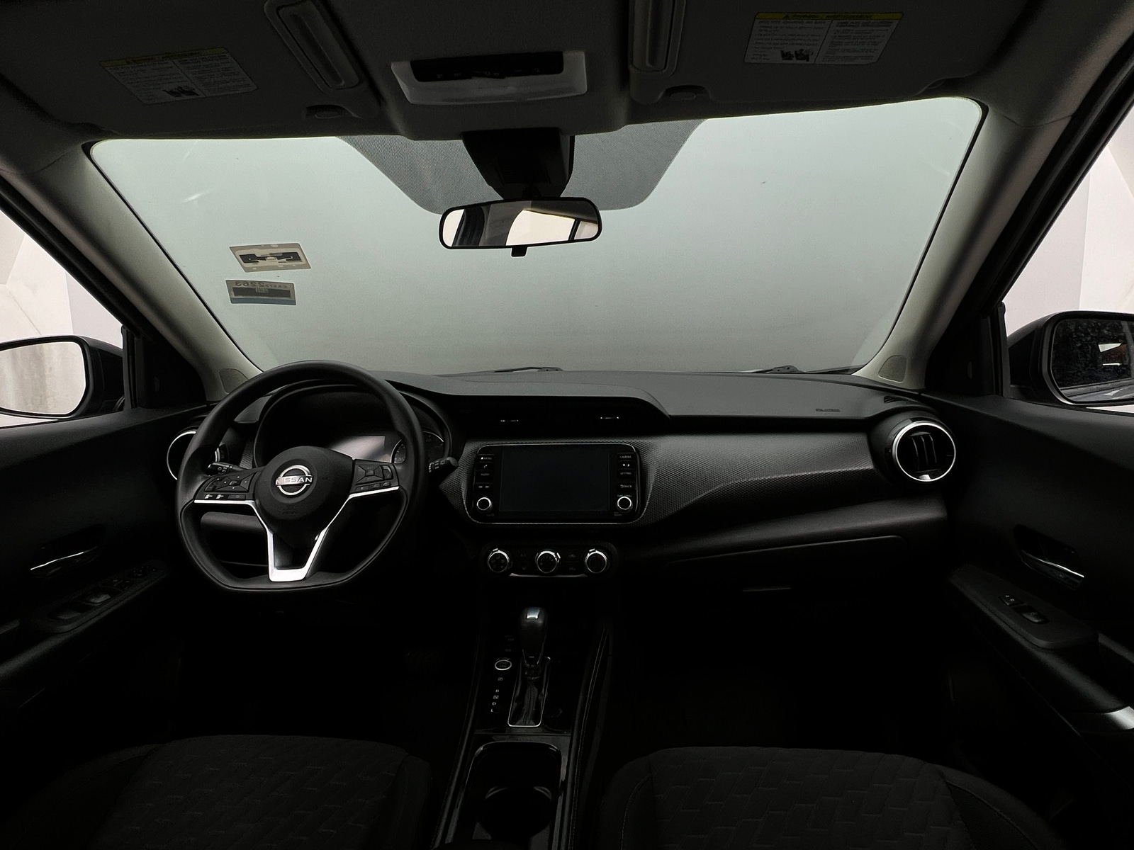 Thumbnail: 2023 Nissan Kicks - 3