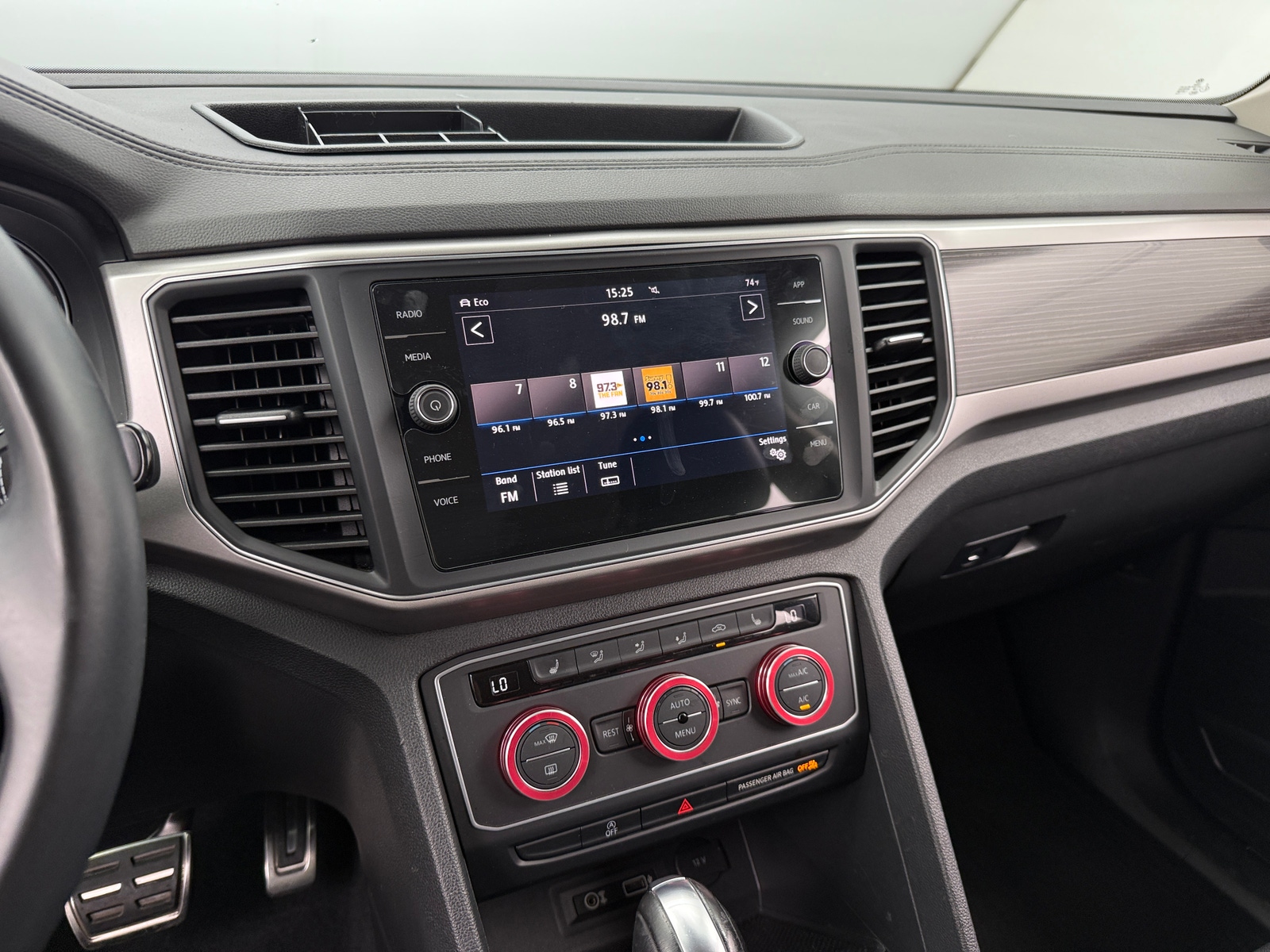 Thumbnail: 2019 Volkswagen Atlas - 3