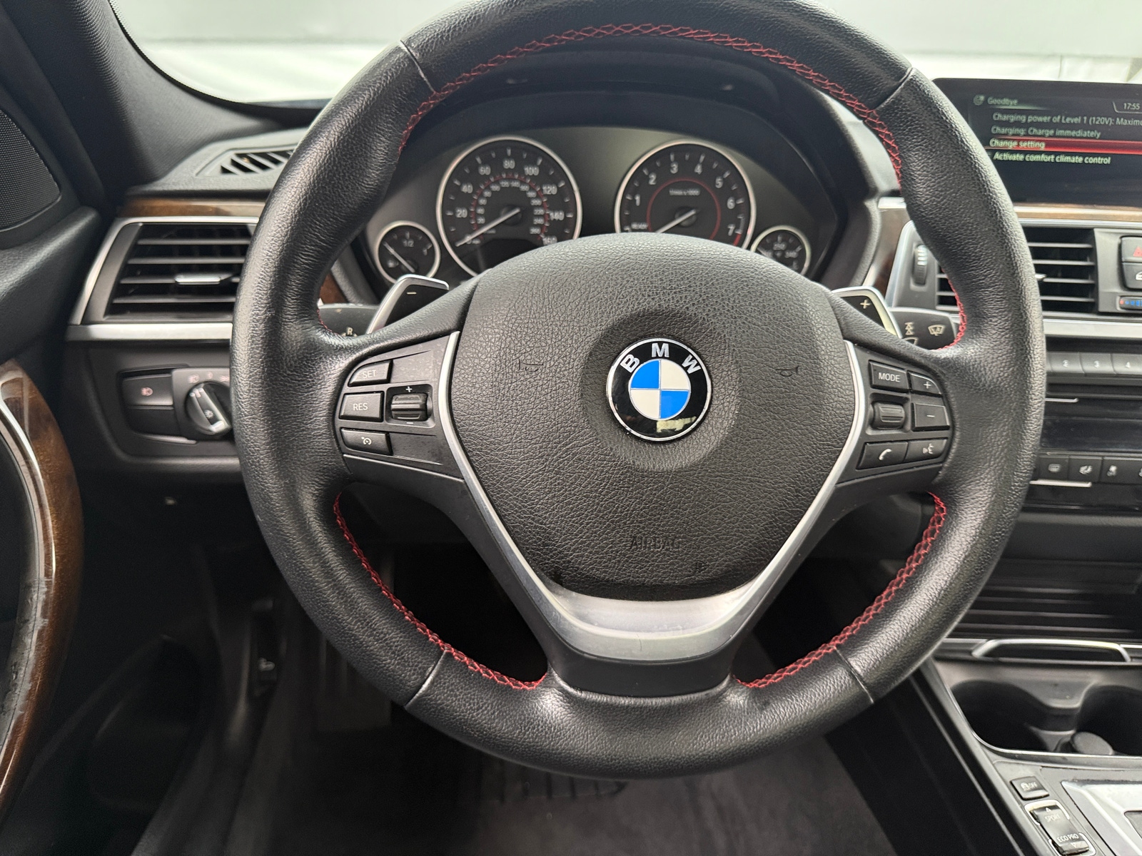 Thumbnail: 2016 BMW 3 Series - 4