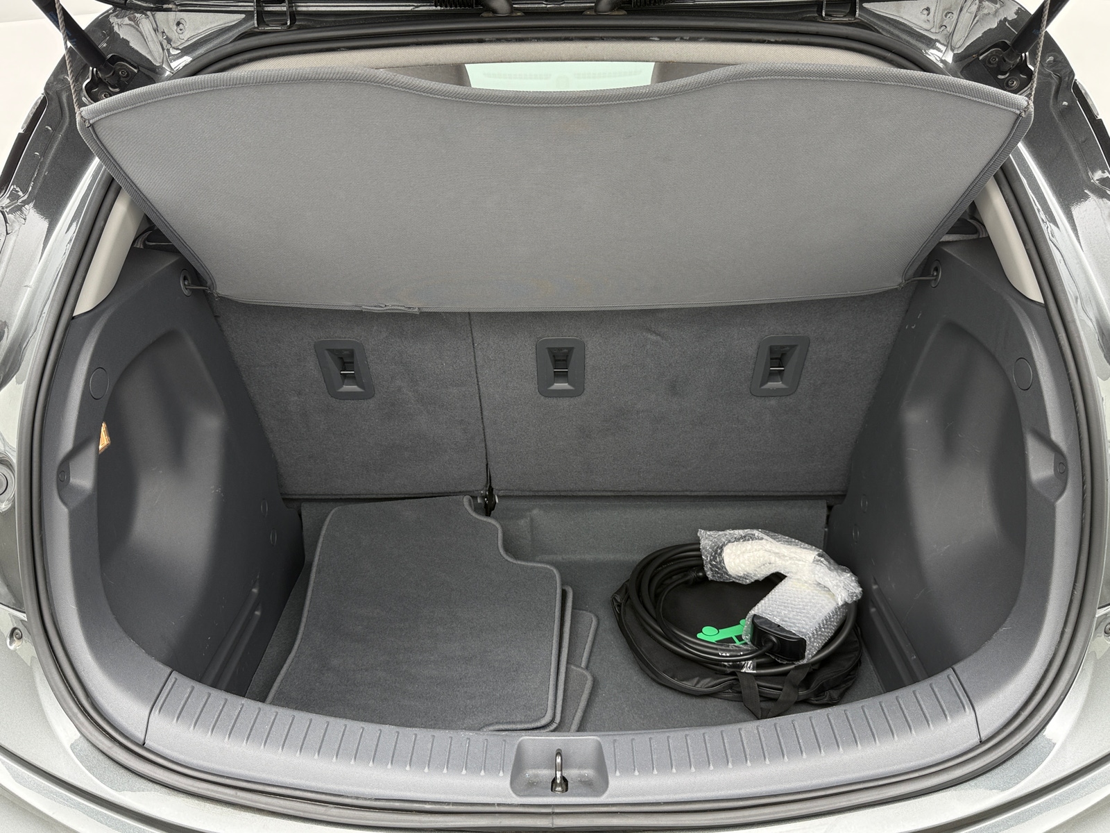 Thumbnail: 2019 Chevrolet Bolt EV - 7