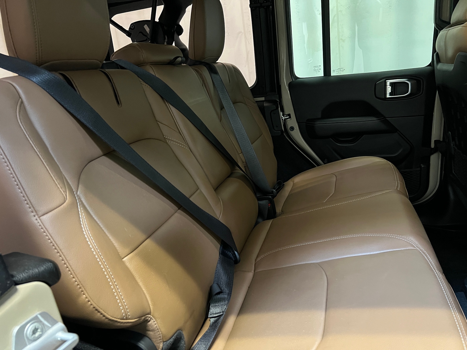 Thumbnail: 2022 Jeep Wrangler - 6