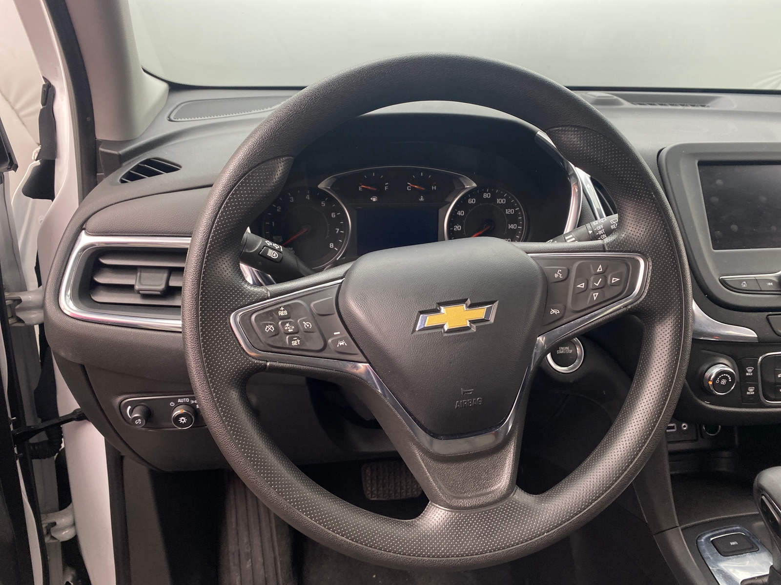 Thumbnail: 2023 Chevrolet Equinox - 5