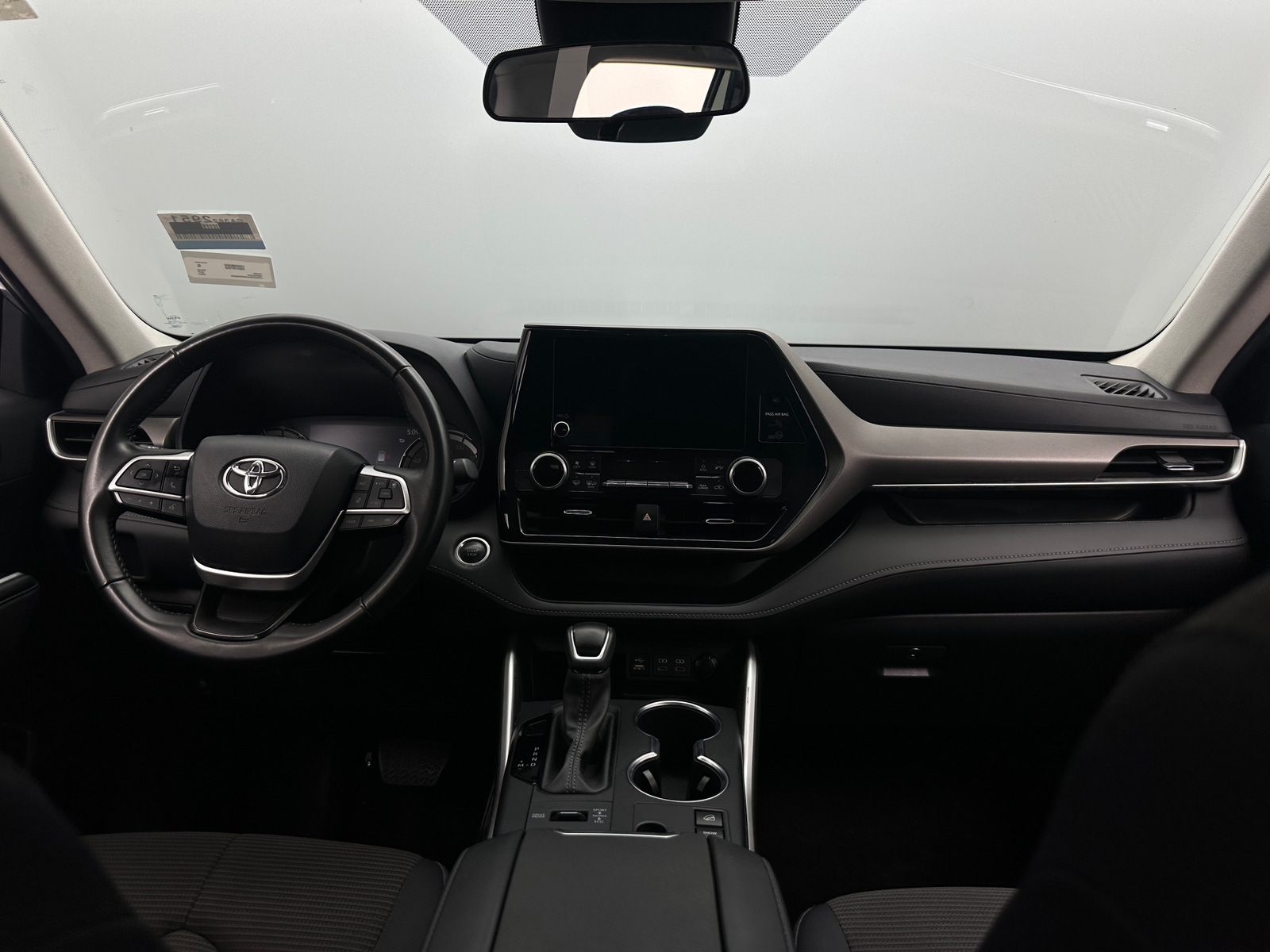 Thumbnail: 2024 Toyota Highlander - 3