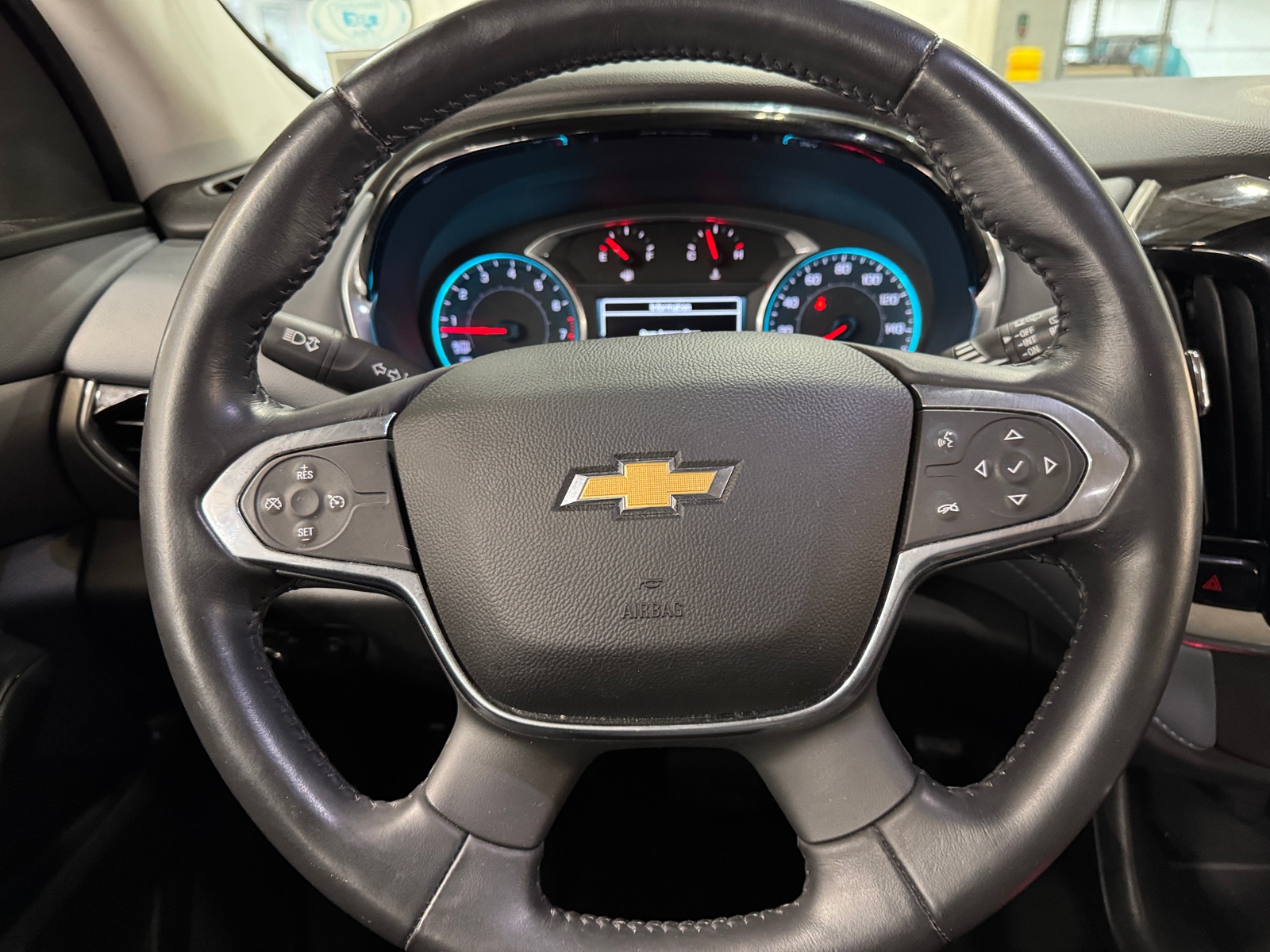 Thumbnail: 2018 Chevrolet Traverse - 5