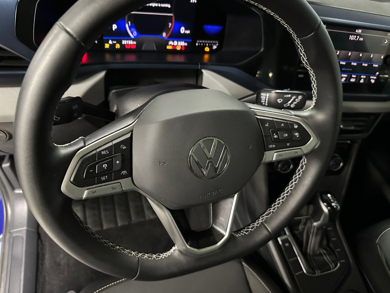 Thumbnail: 2023 Volkswagen Taos - 4