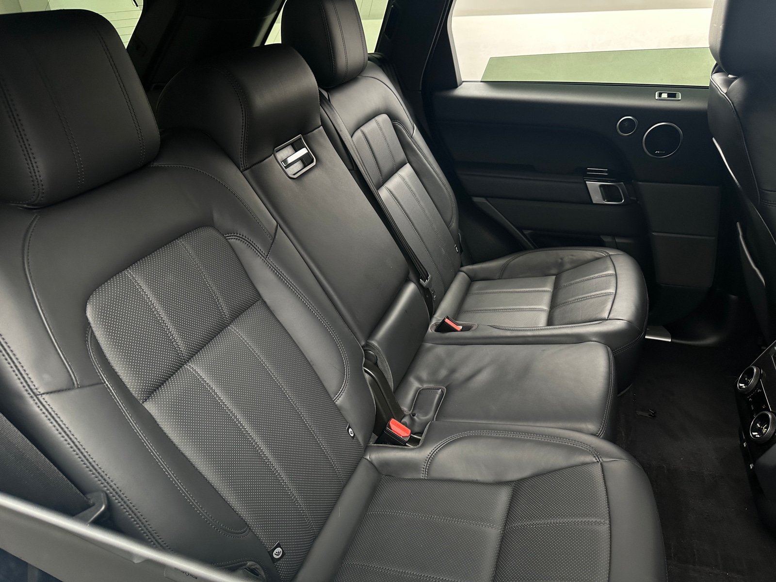 Thumbnail: 2020 Land Rover Range Rover Sport - 5